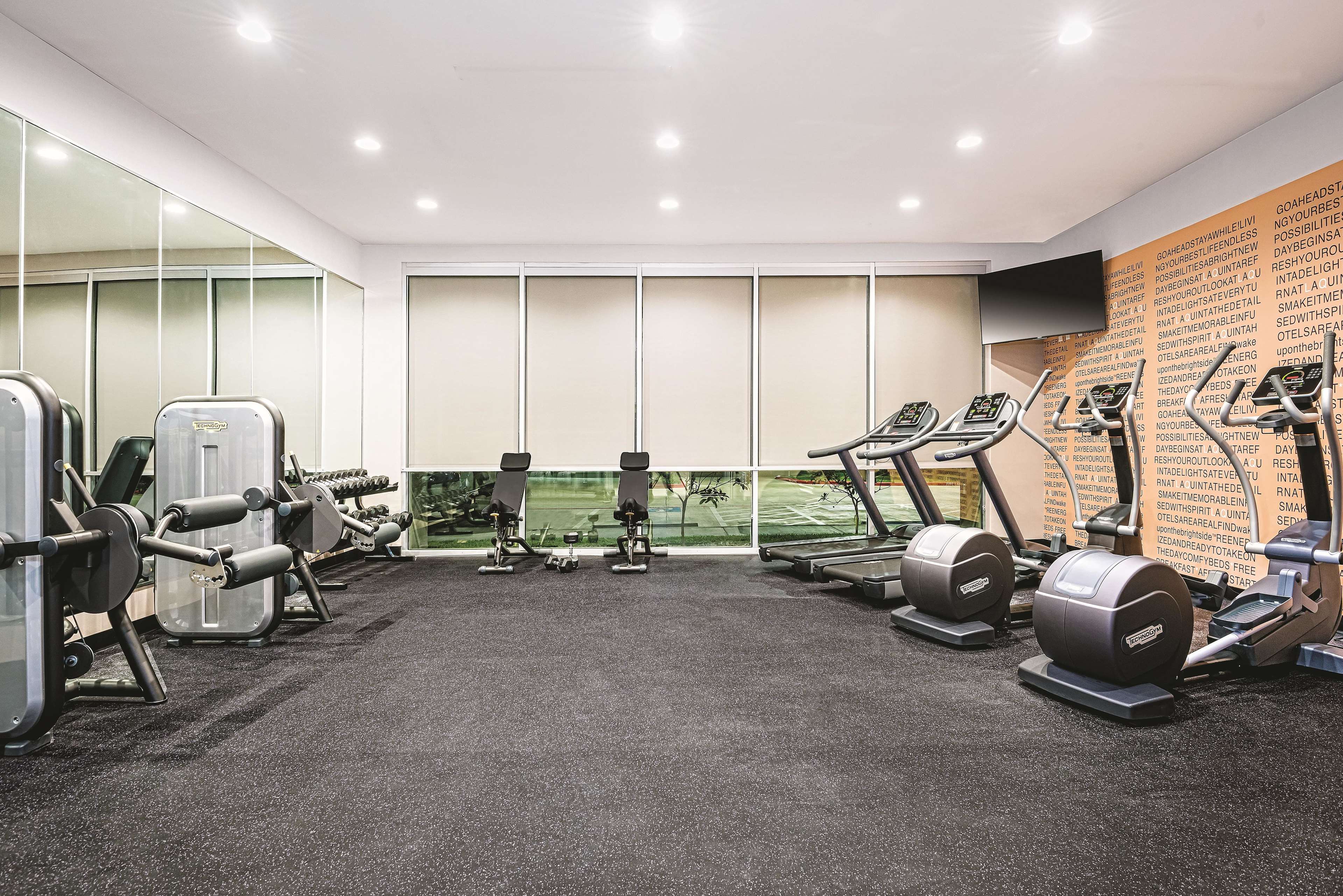 La Quinta Inn & Suites by Wyndham McAllen Convention Center