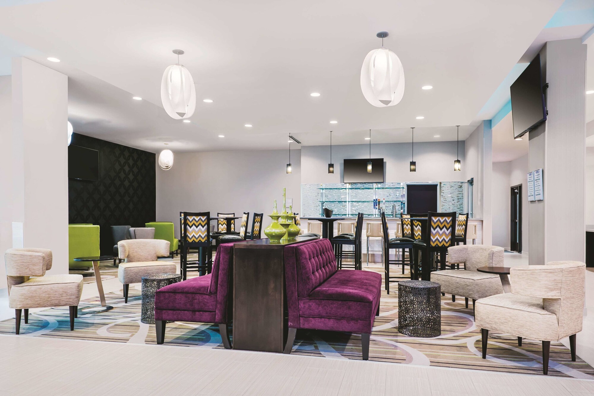 La Quinta Inn & Suites by Wyndham McAllen Convention Center