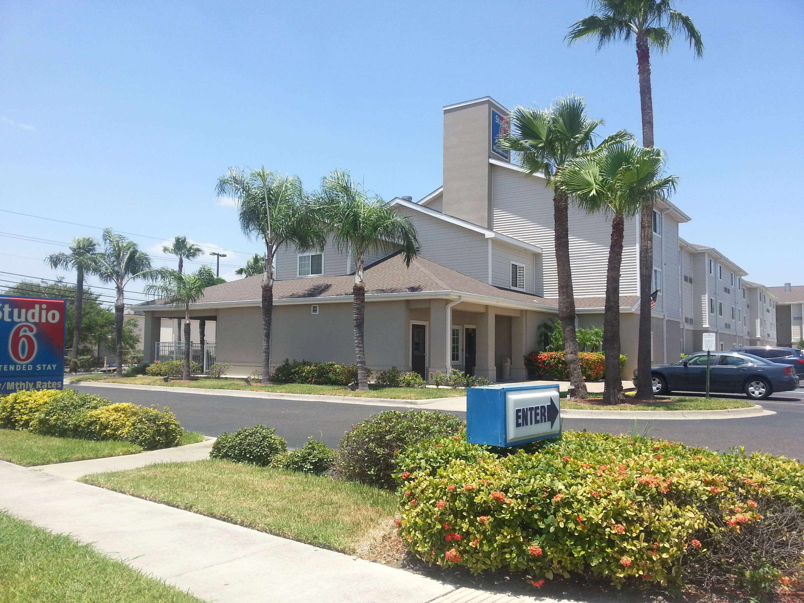 Studio 6 Mcallen