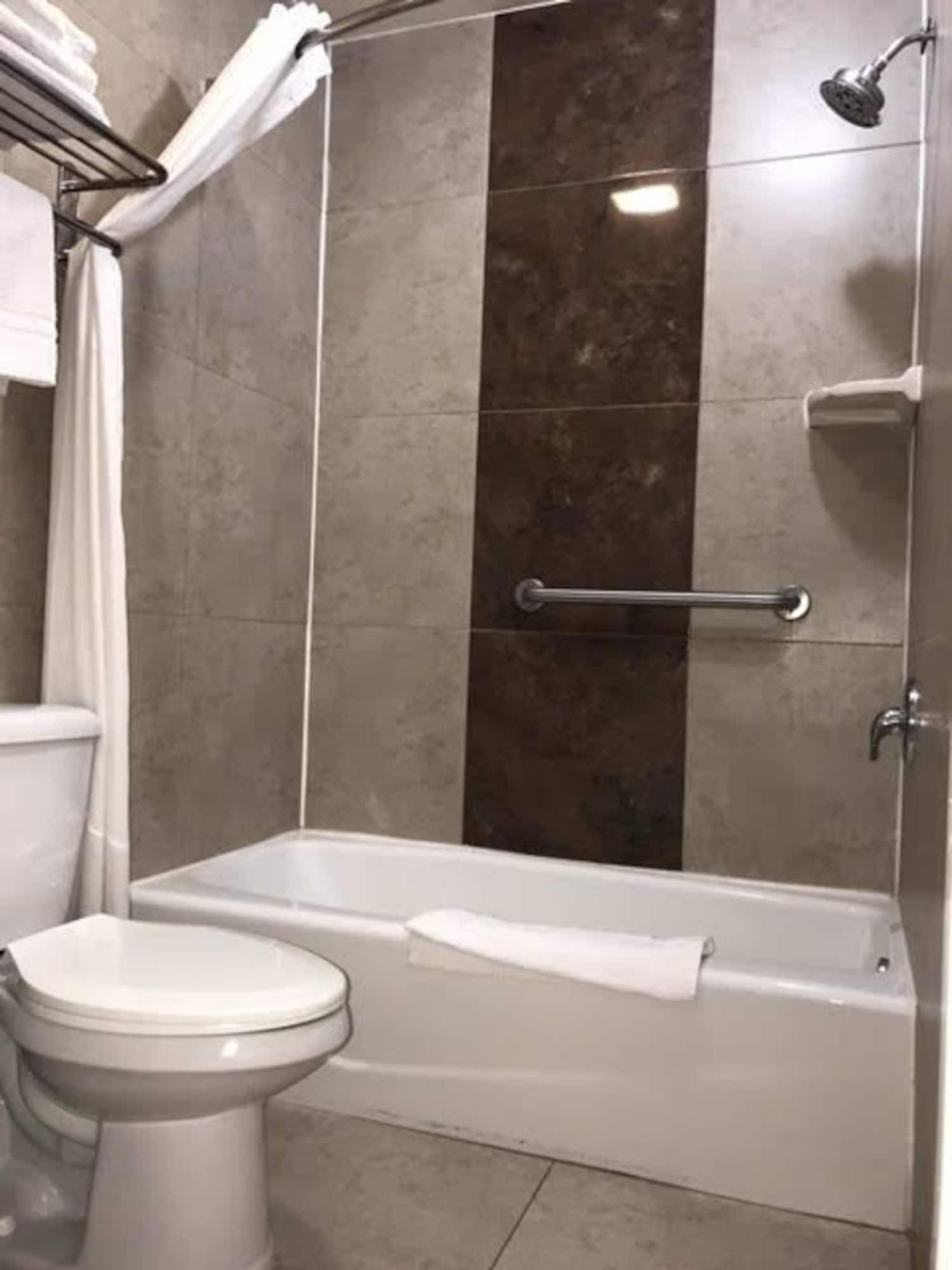 Super 8 by Wyndham McAllen/Downtown/La Plaza Mall