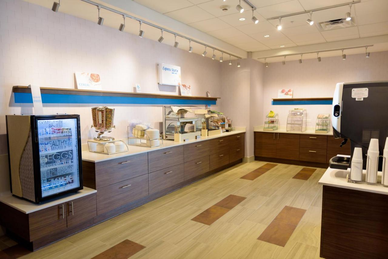 Holiday Inn Express & Suites McKinney Frisco East