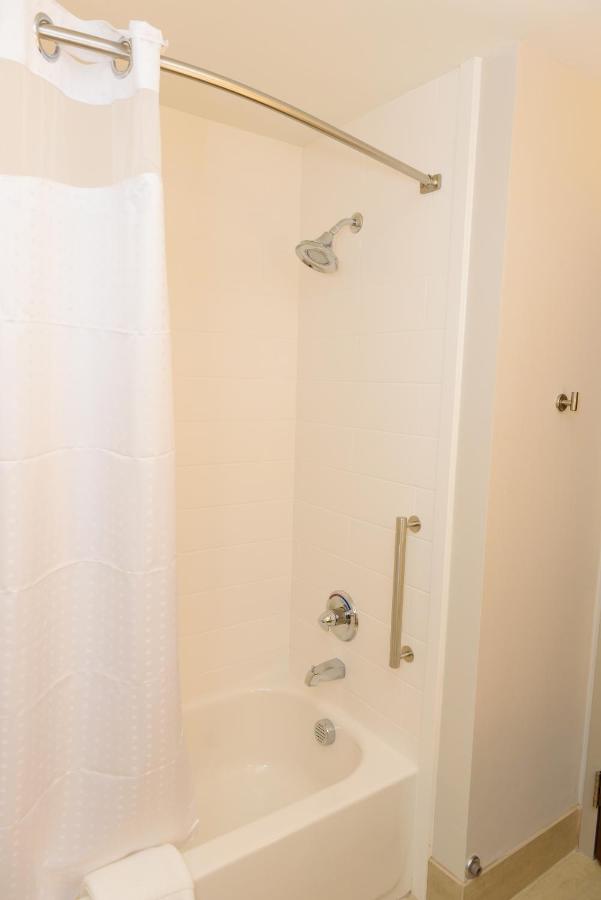 Holiday Inn Express & Suites McKinney Frisco East
