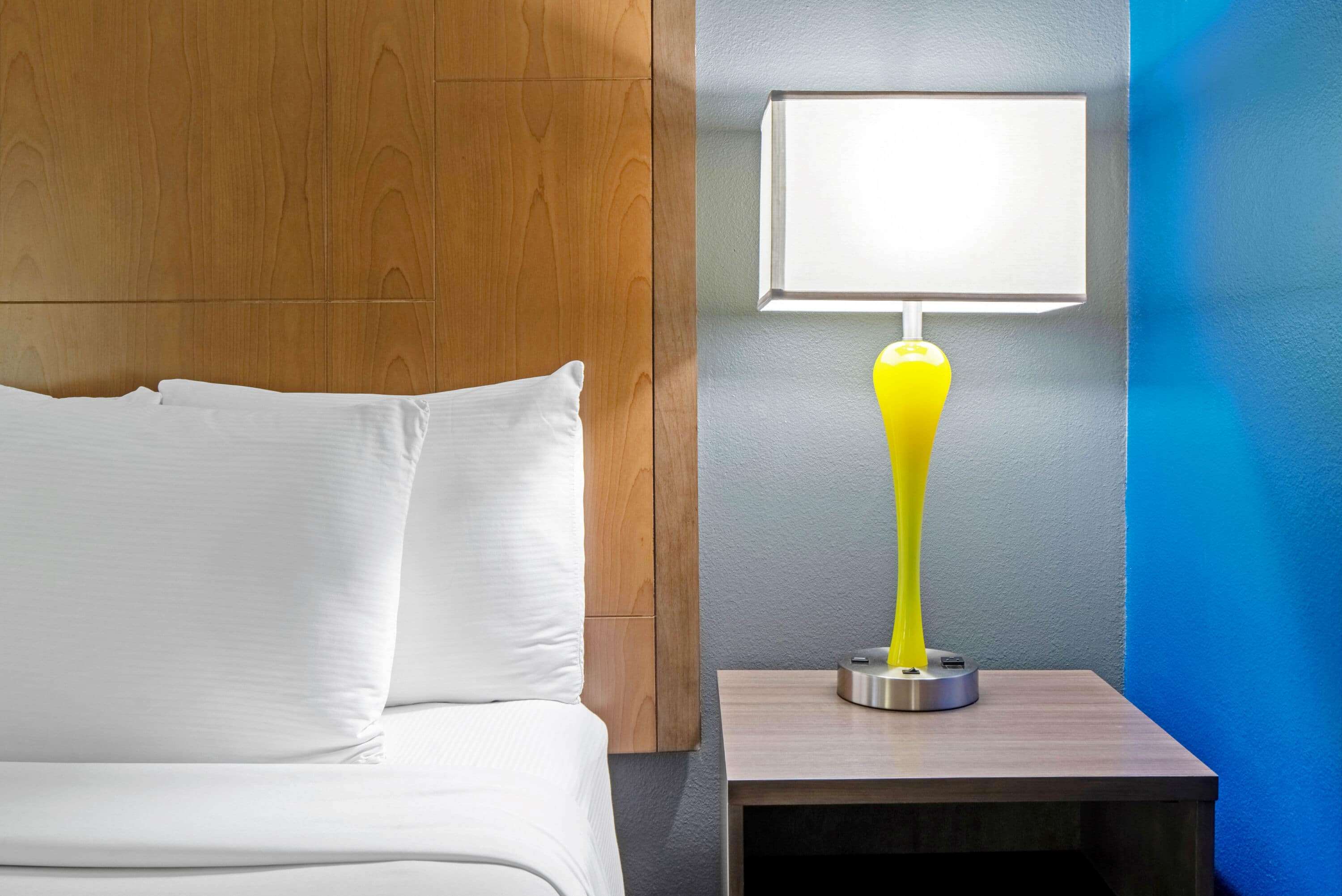 La Quinta Inn & Suites by Wyndham Mercedes