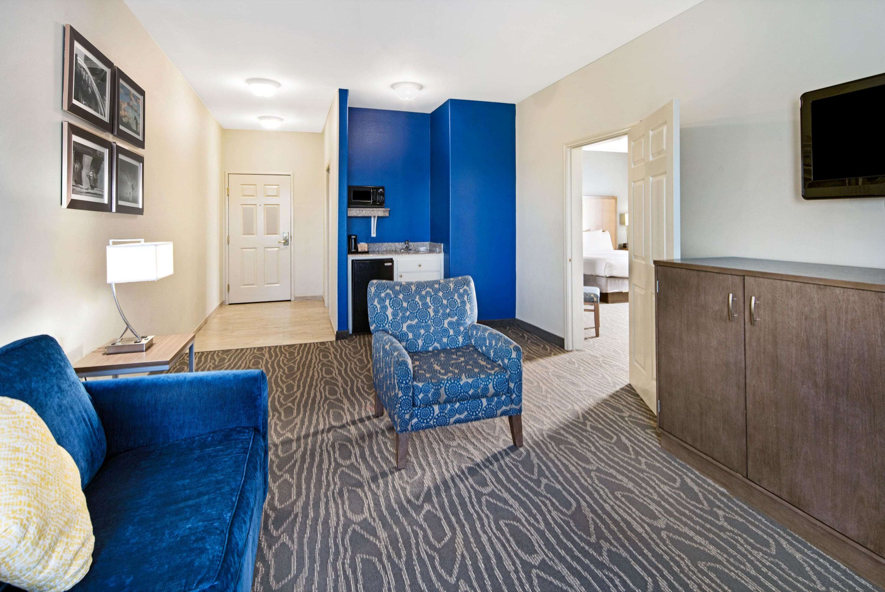 La Quinta Inn & Suites by Wyndham Mercedes