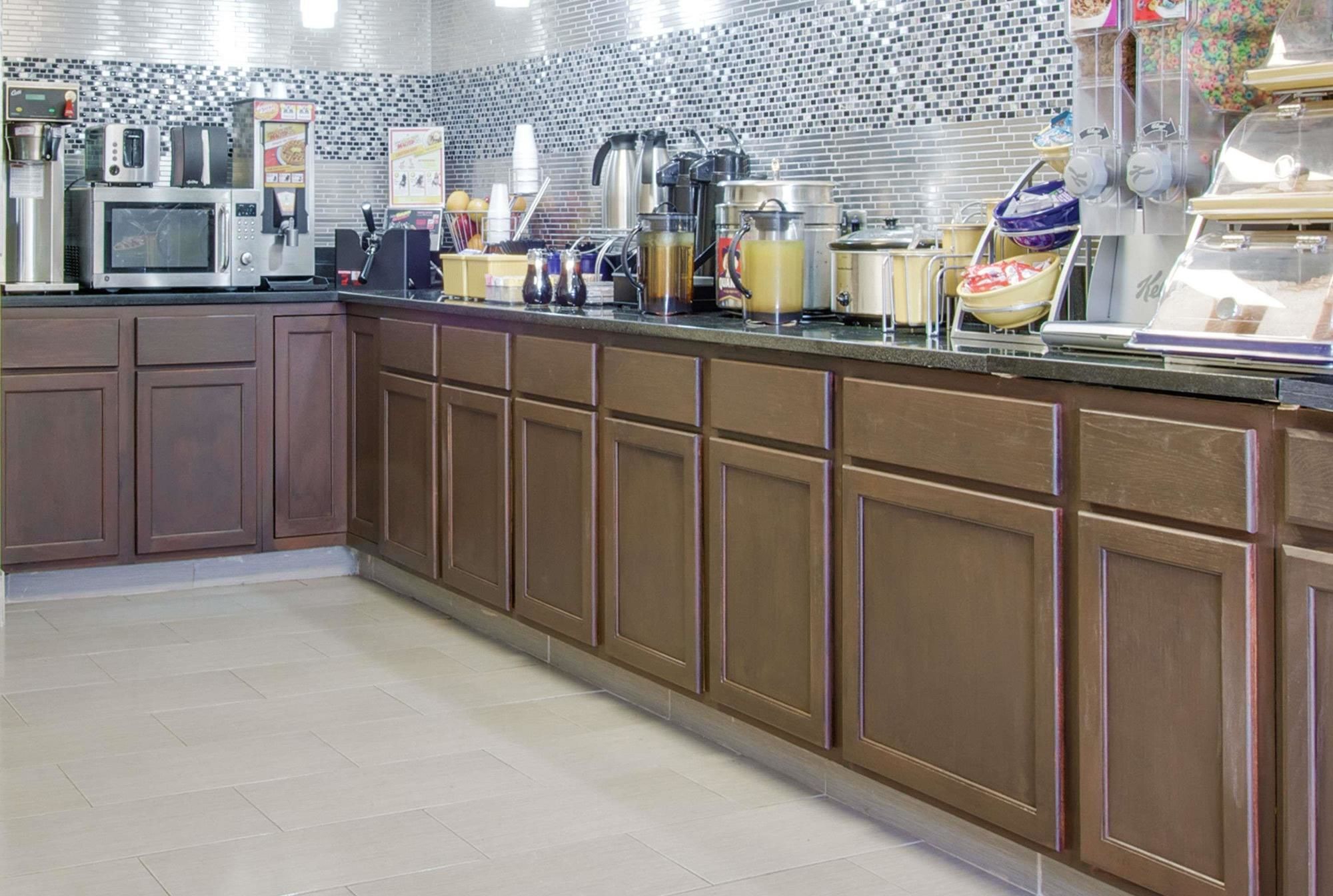 Days Inn by Wyndham Mesquite Rodeo TX