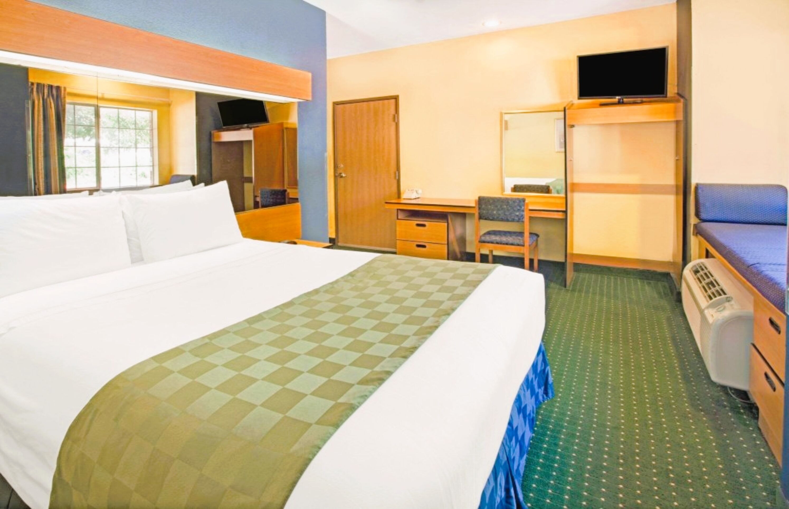 Econo Lodge Inn and Suites Mesquite