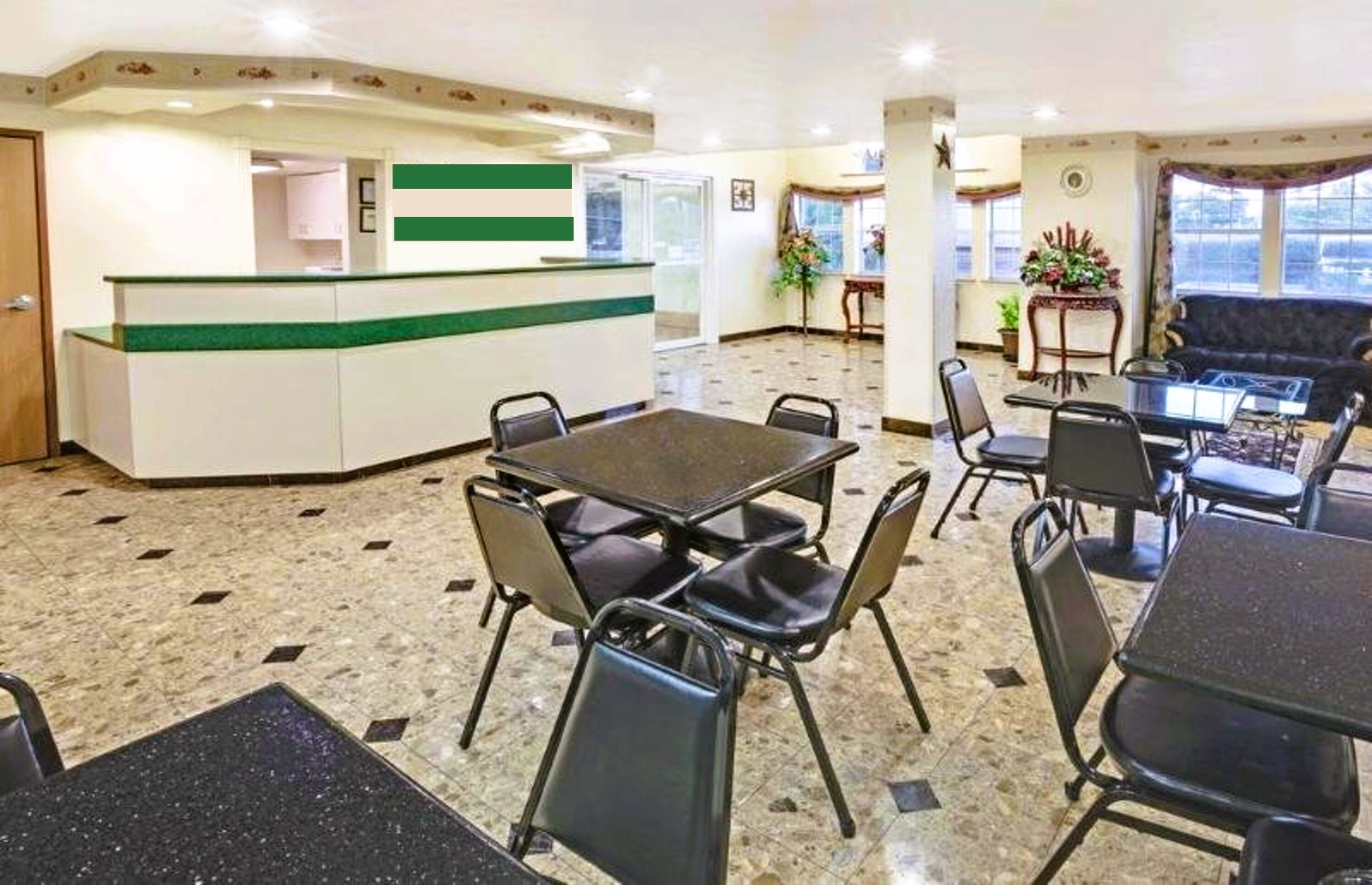 Econo Lodge Inn and Suites Mesquite