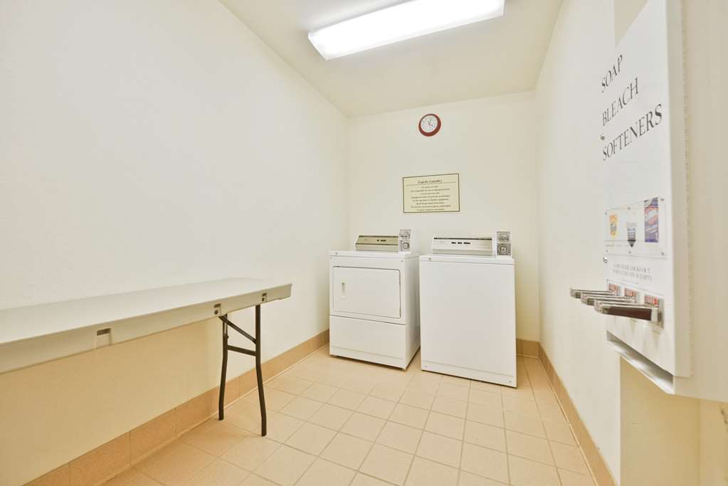 Best Western Limestone Inn & Suites