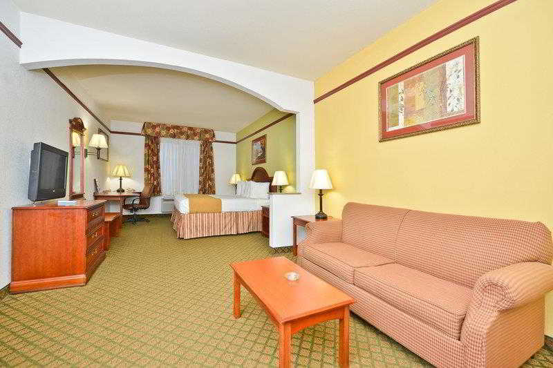 Best Western Limestone Inn & Suites