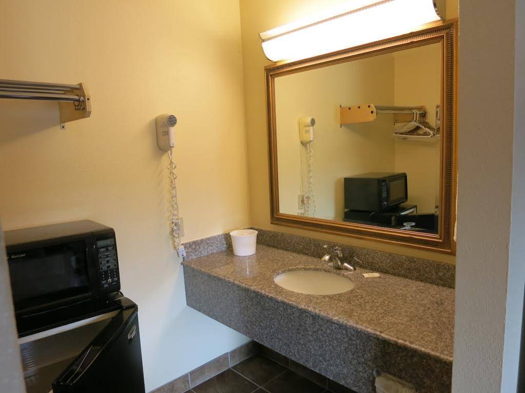 Inn at Mexia