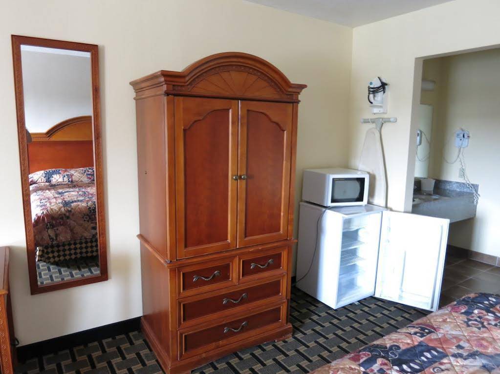 Inn at Mexia
