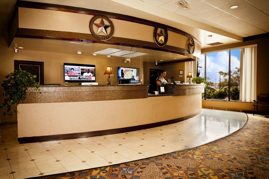 Grand Texan Hotel & Convention Center