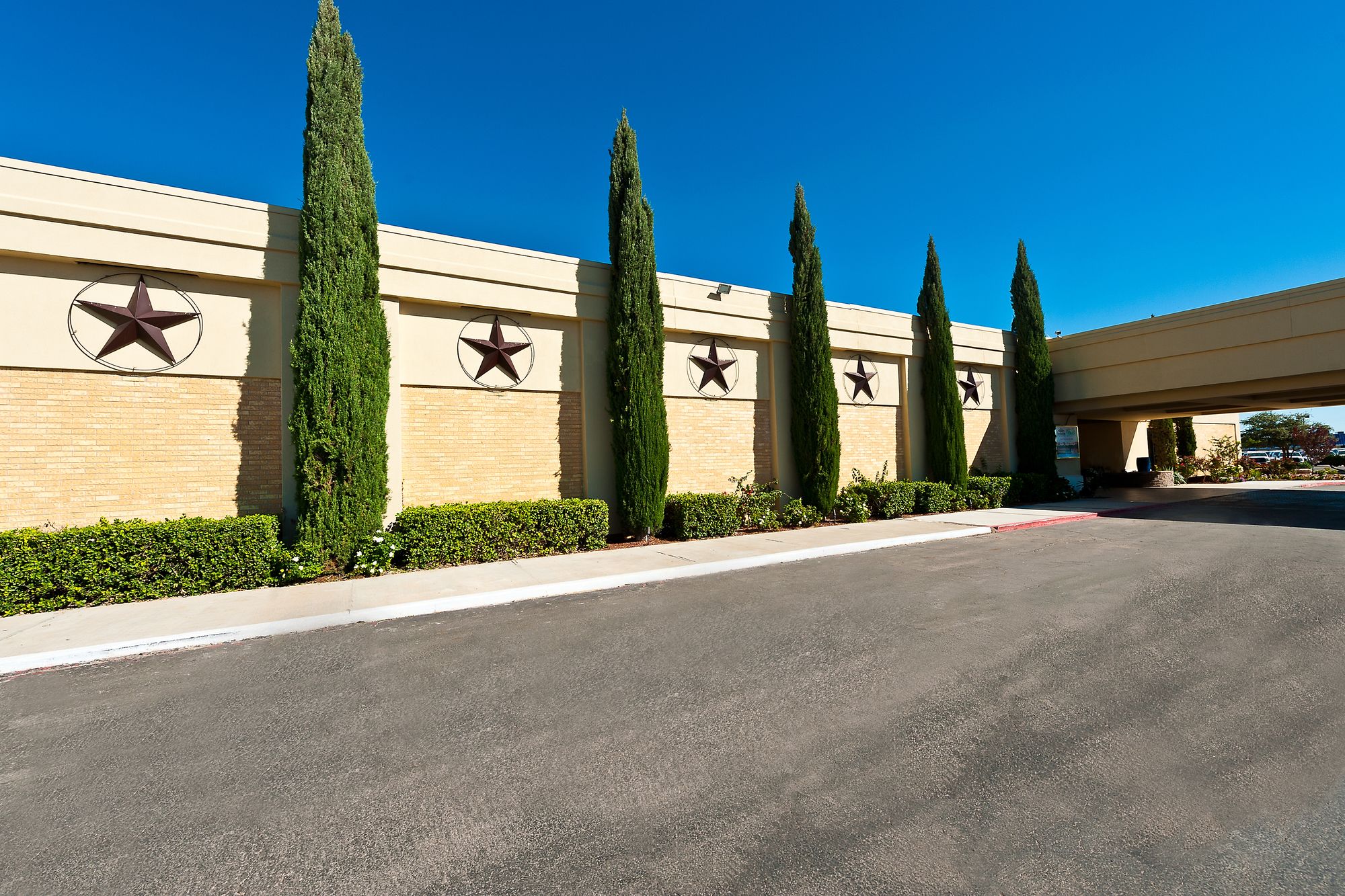 Grand Texan Hotel & Convention Center