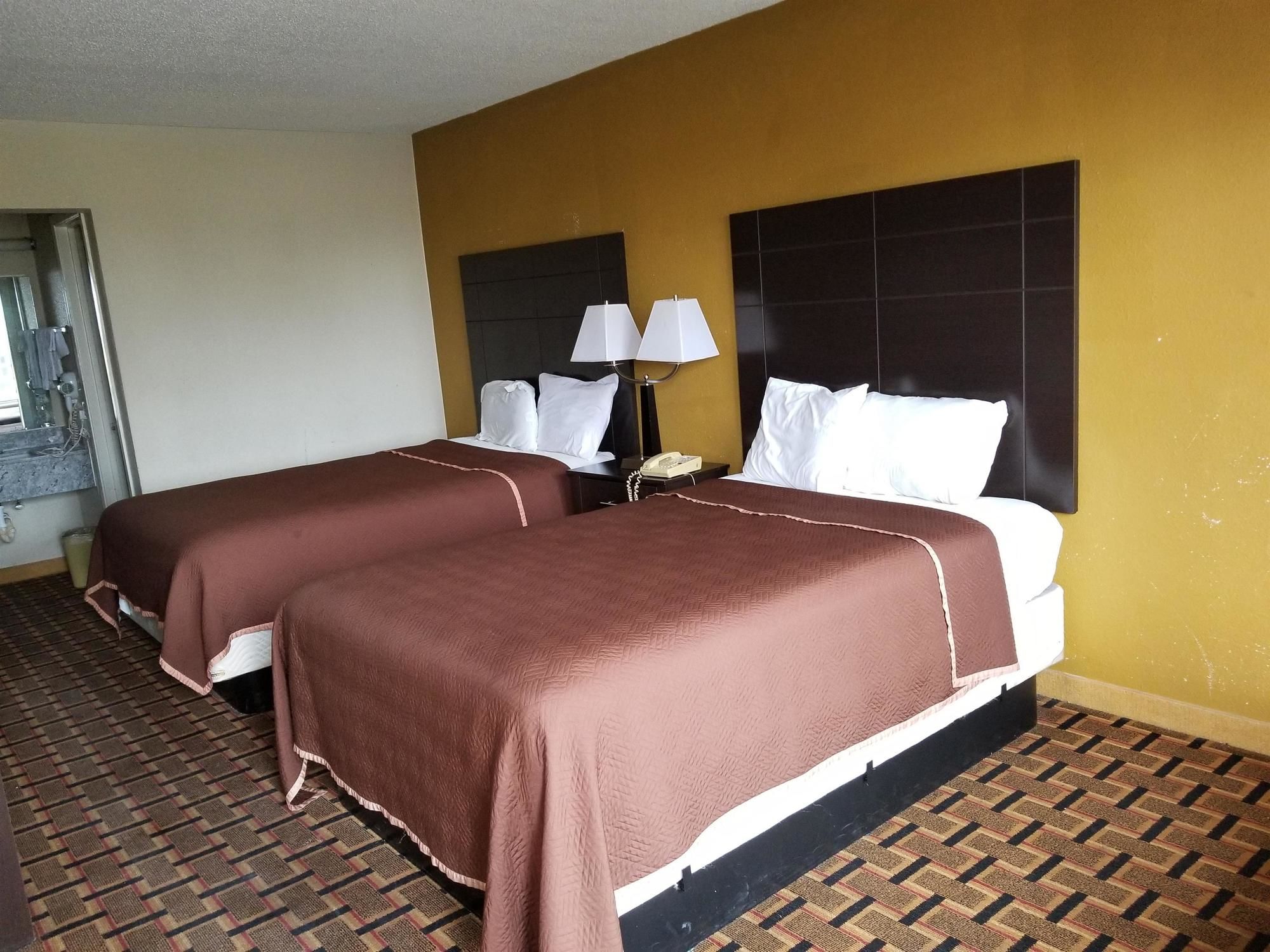 Knights Inn Midland