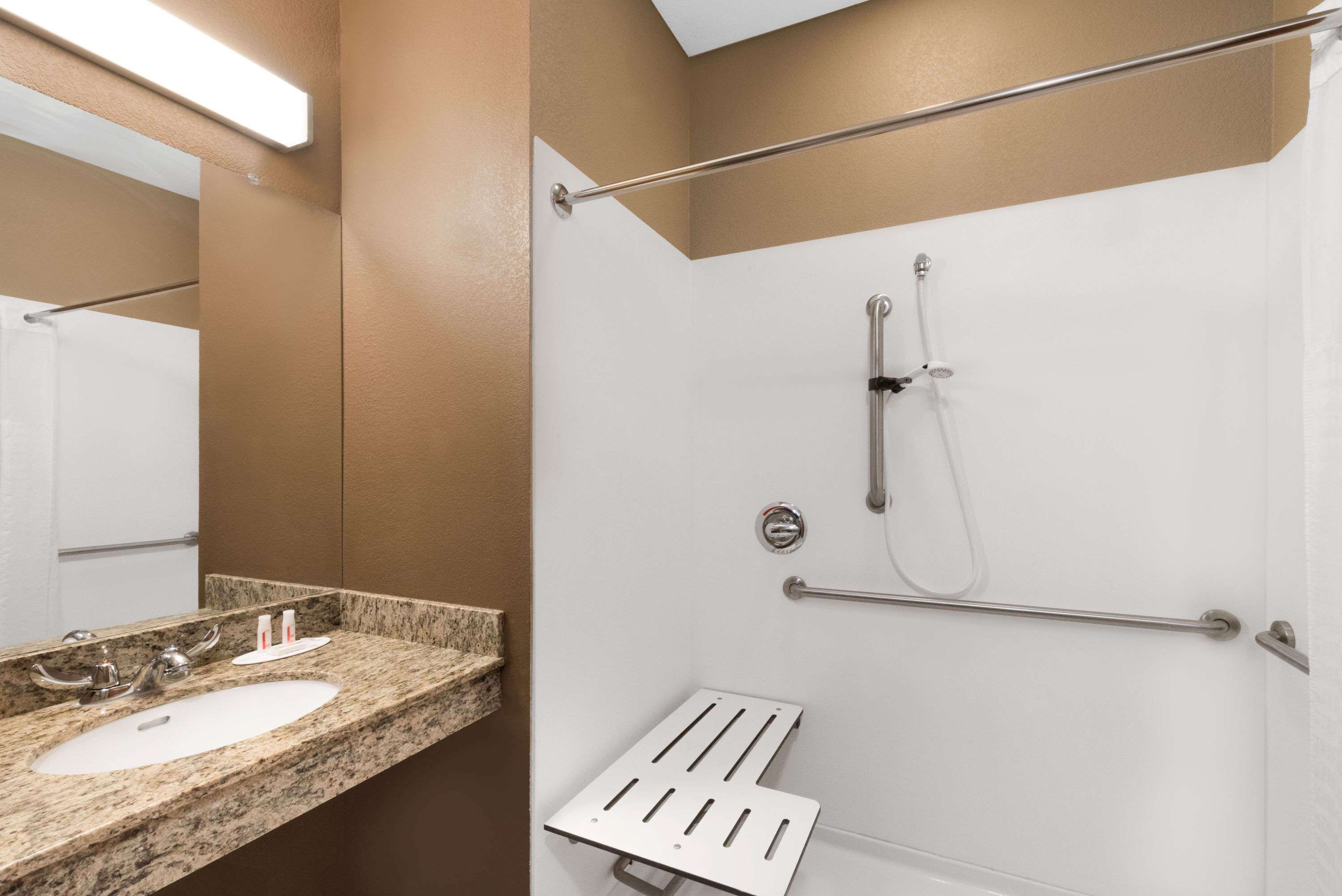 Microtel Inn & Suites by Wyndham Midland