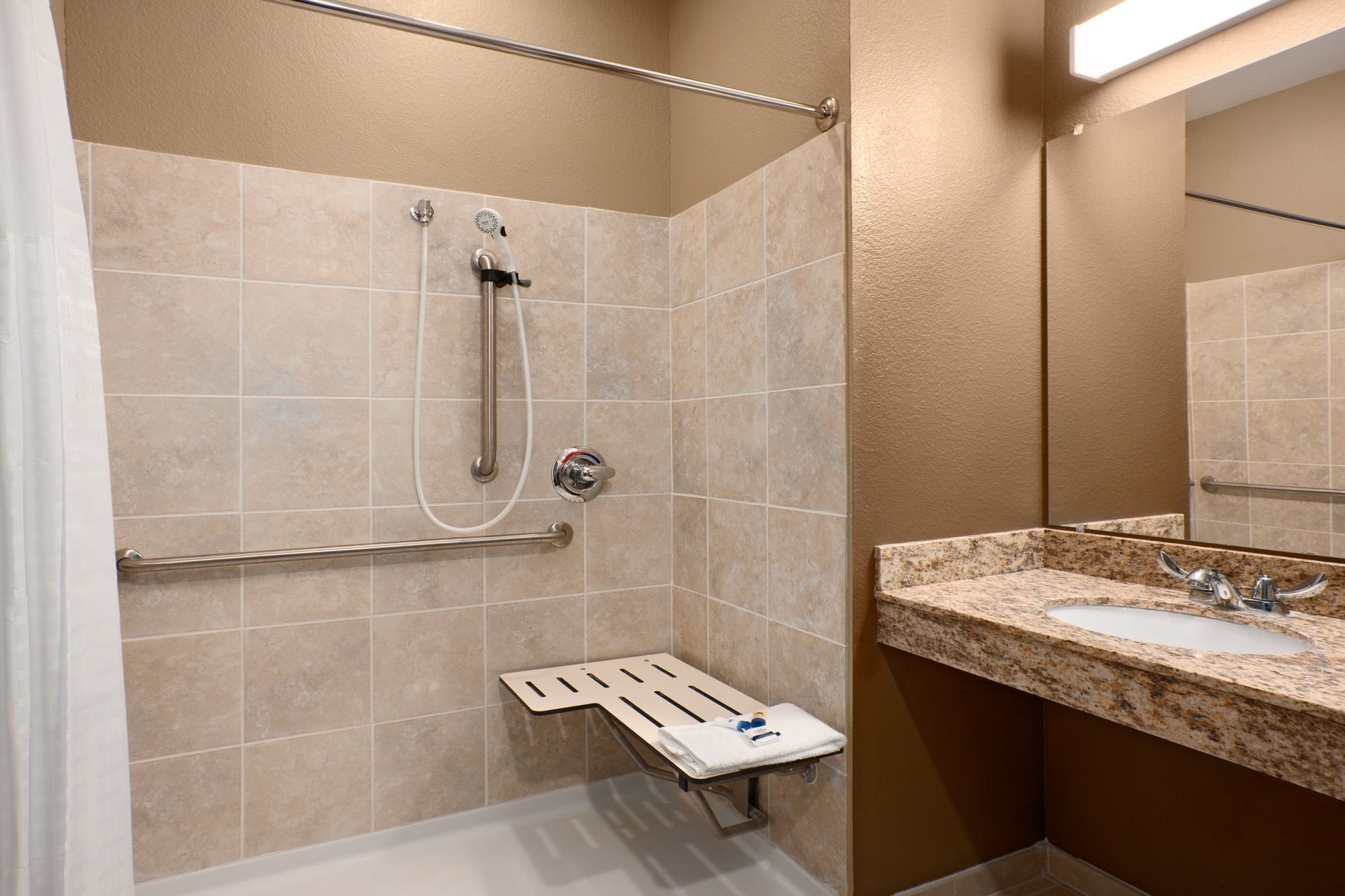 Microtel Inn & Suites by Wyndham Midland