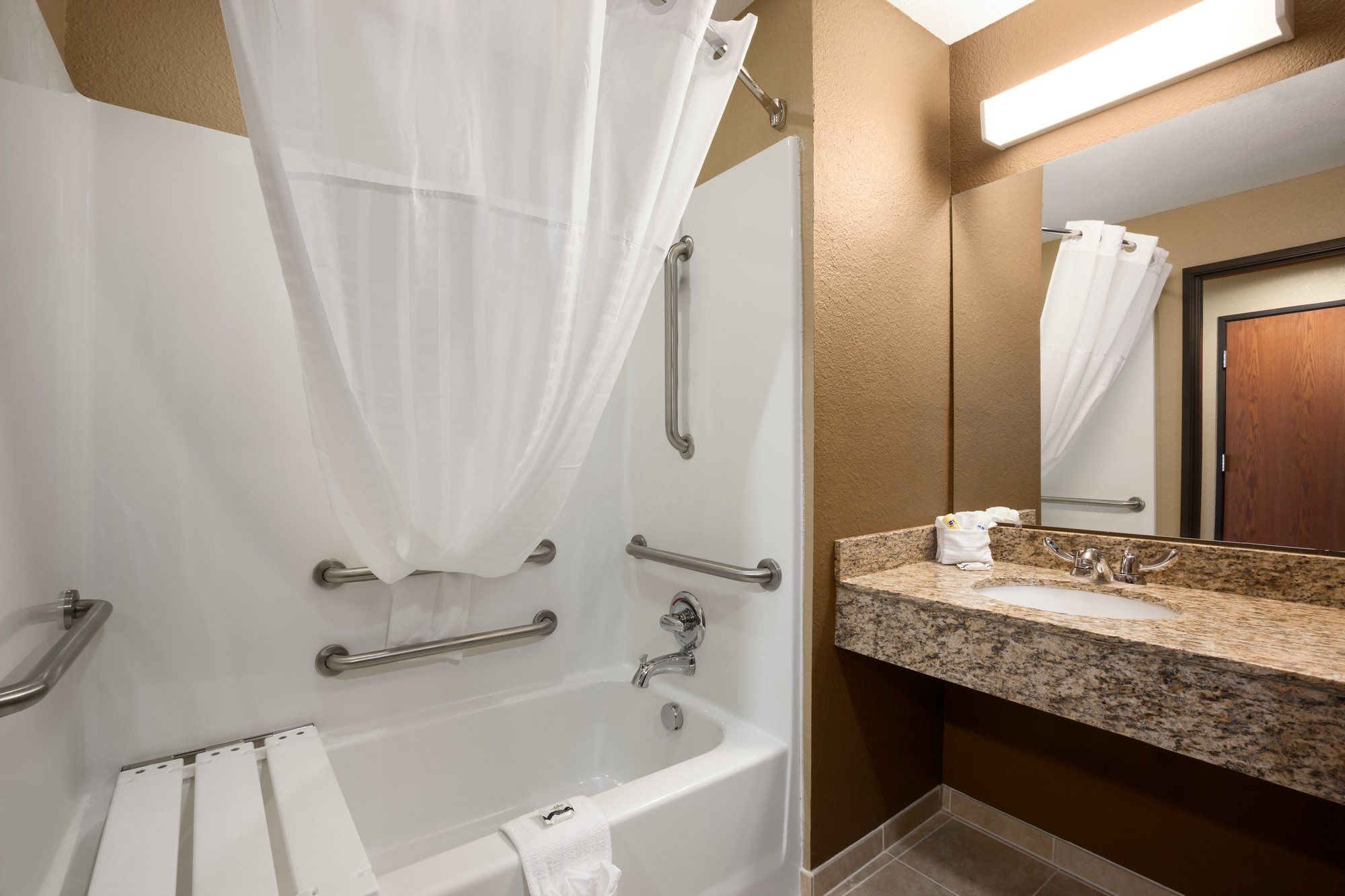 Microtel Inn & Suites by Wyndham Midland