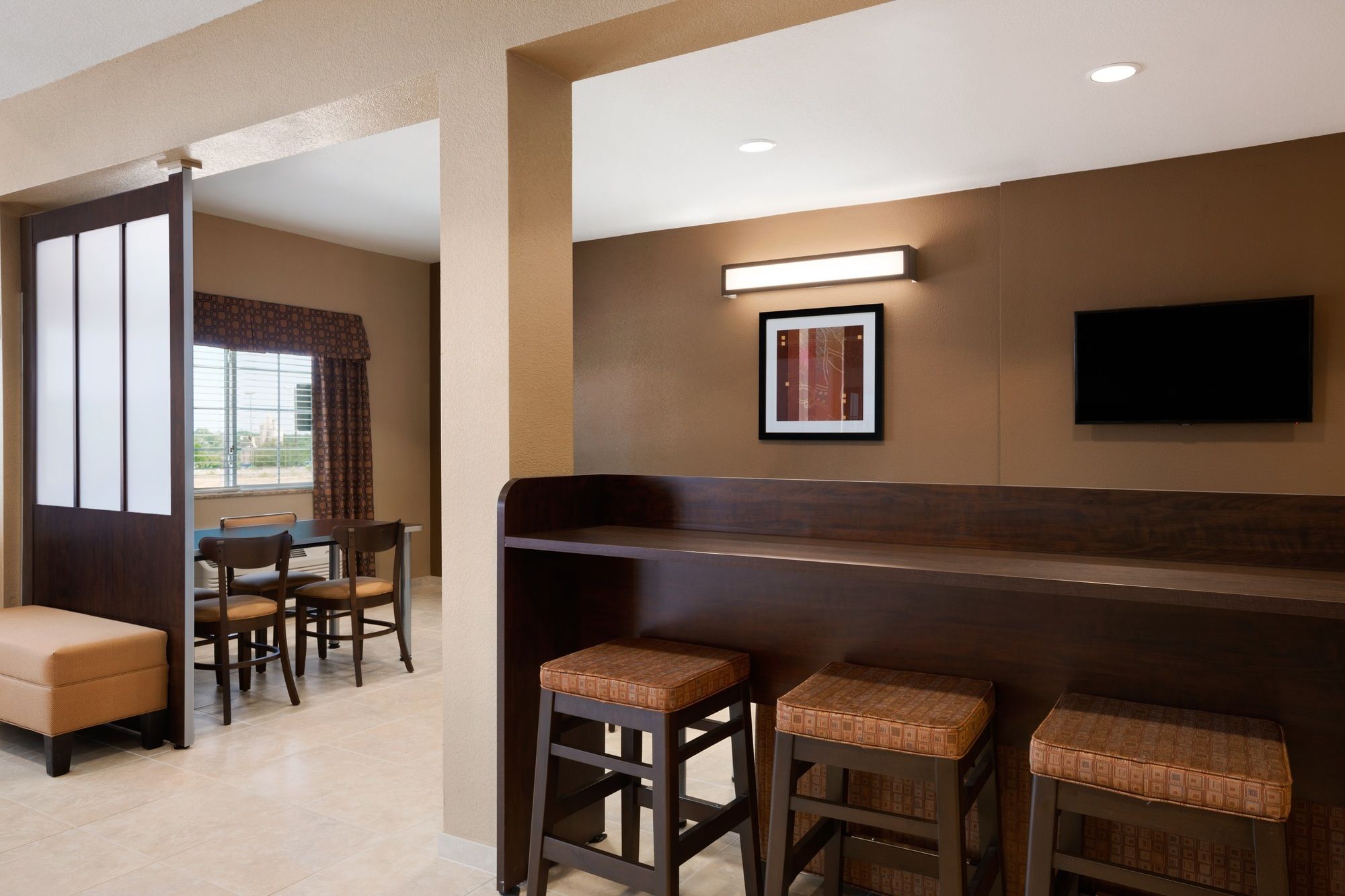 Microtel Inn & Suites by Wyndham Midland