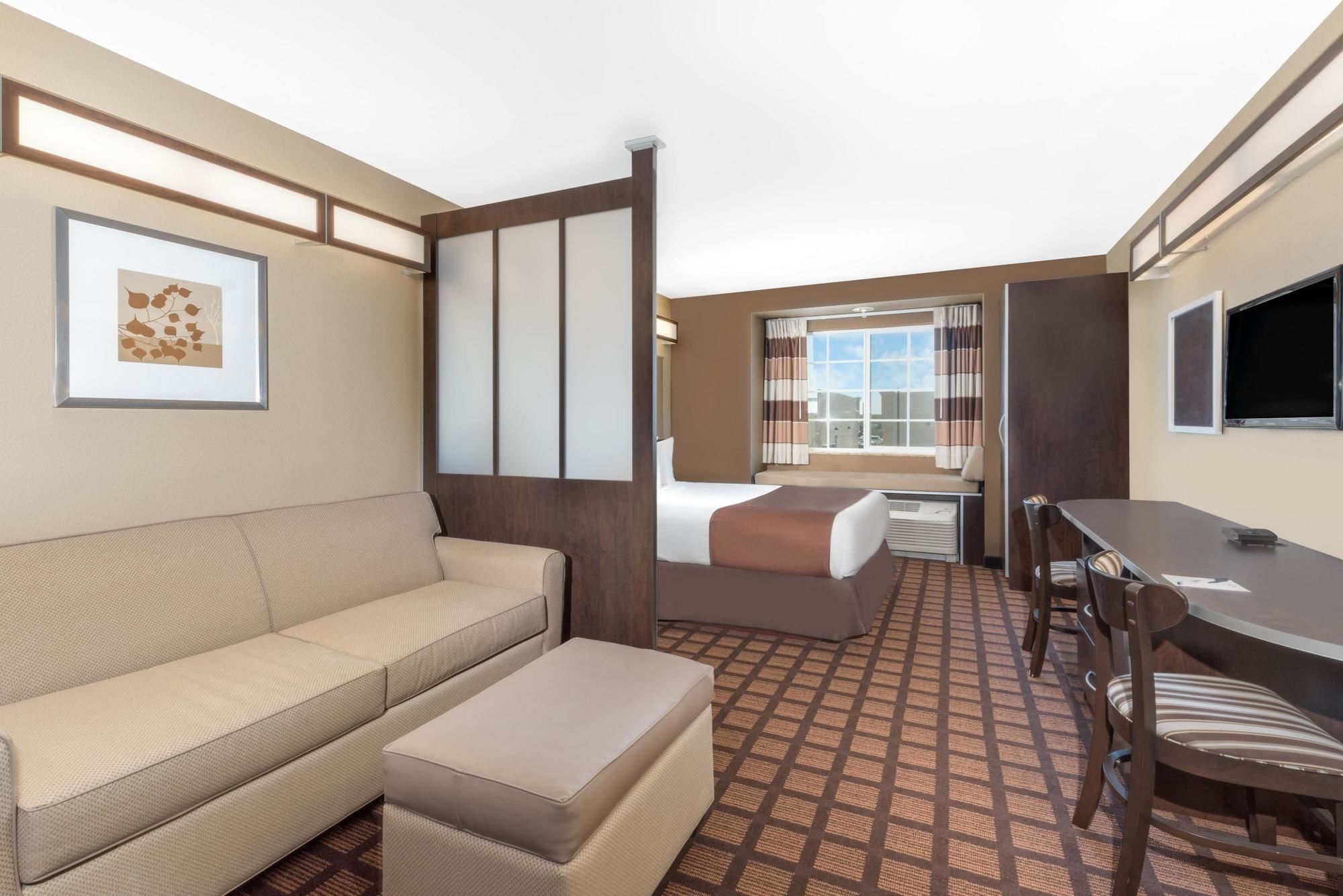 Microtel Inn & Suites by Wyndham Midland