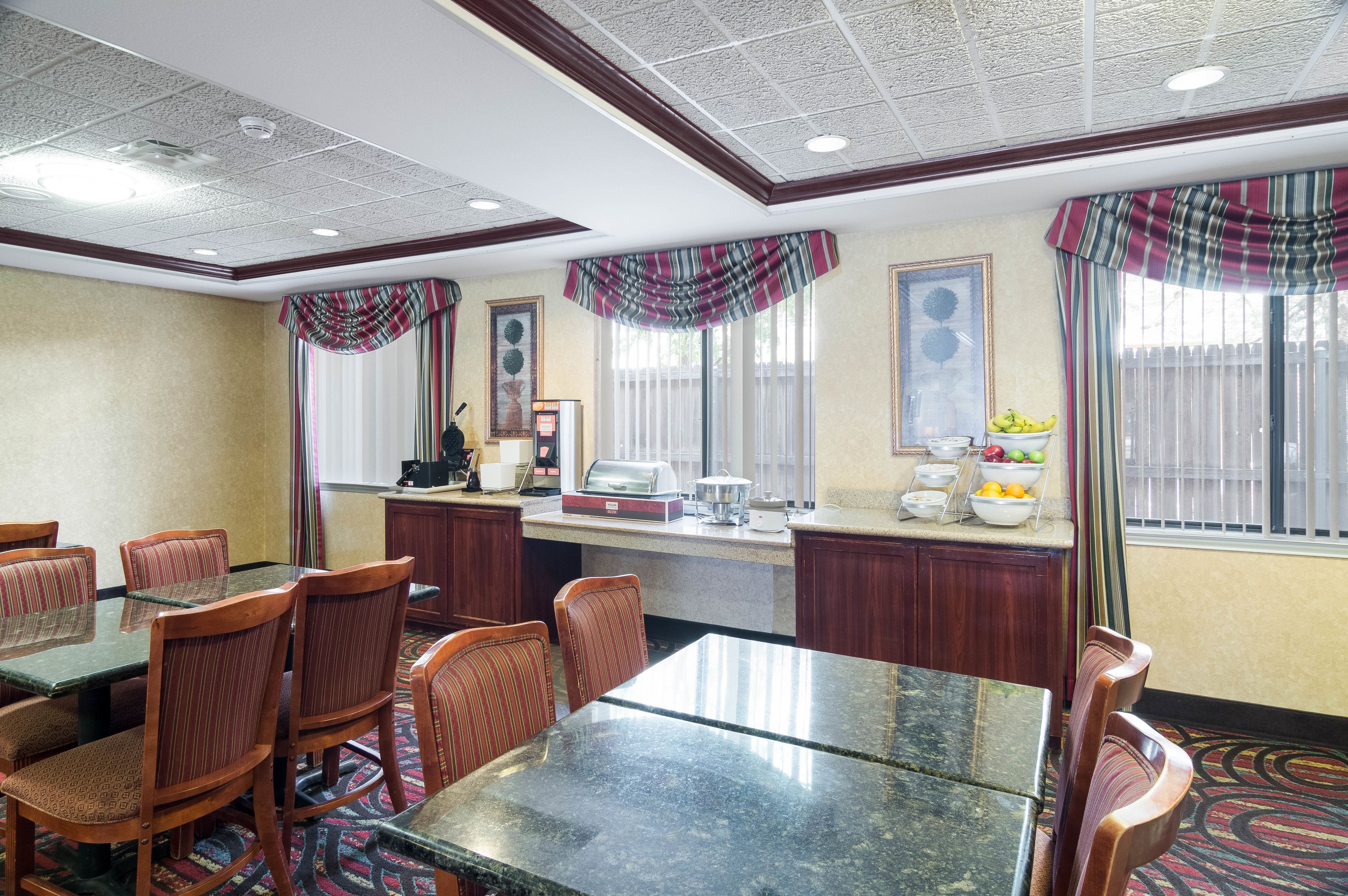 Quality Suites Midland