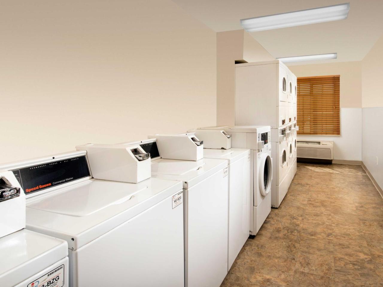 WoodSpring Suites Midland