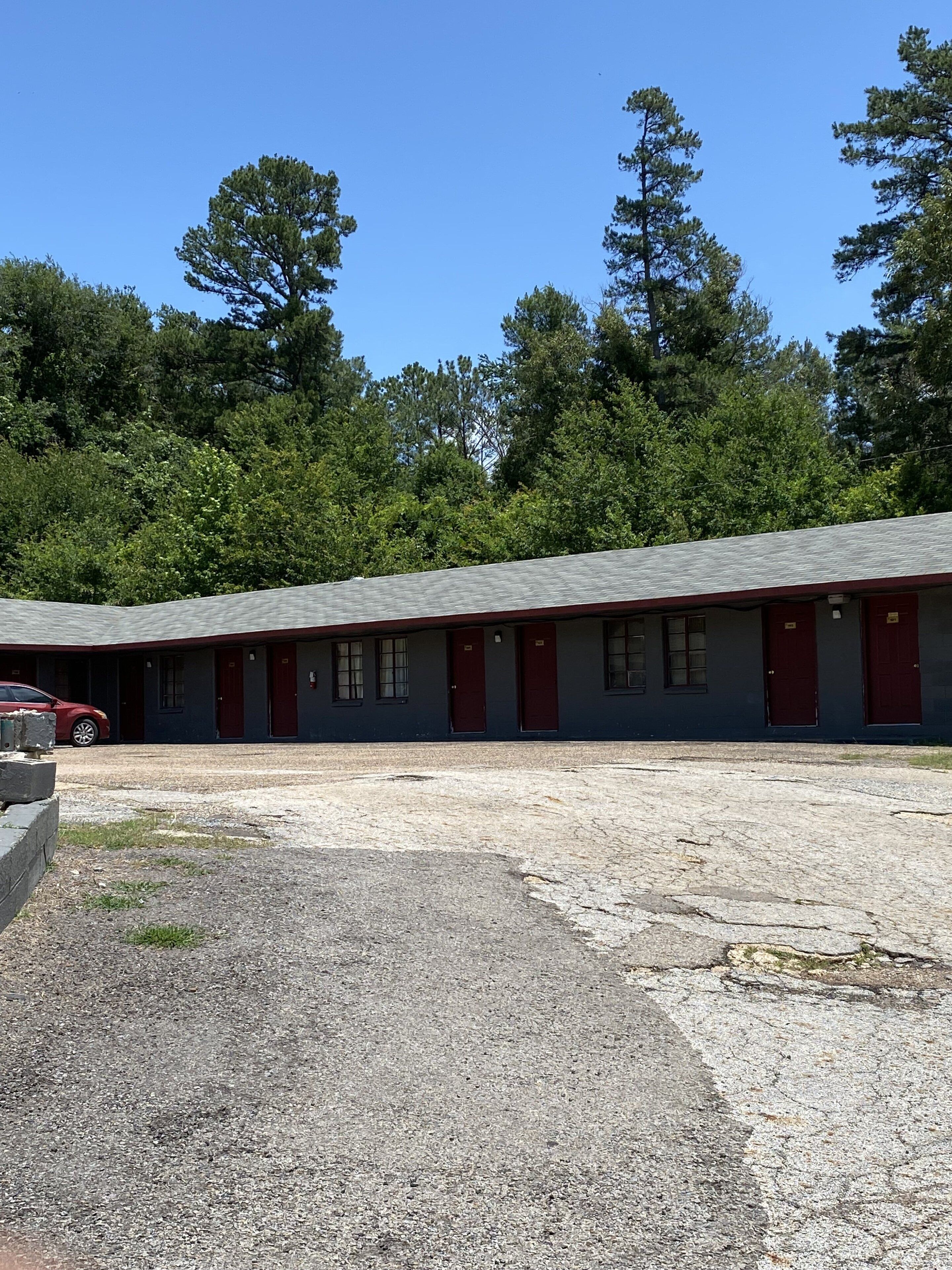 Budget Inn
