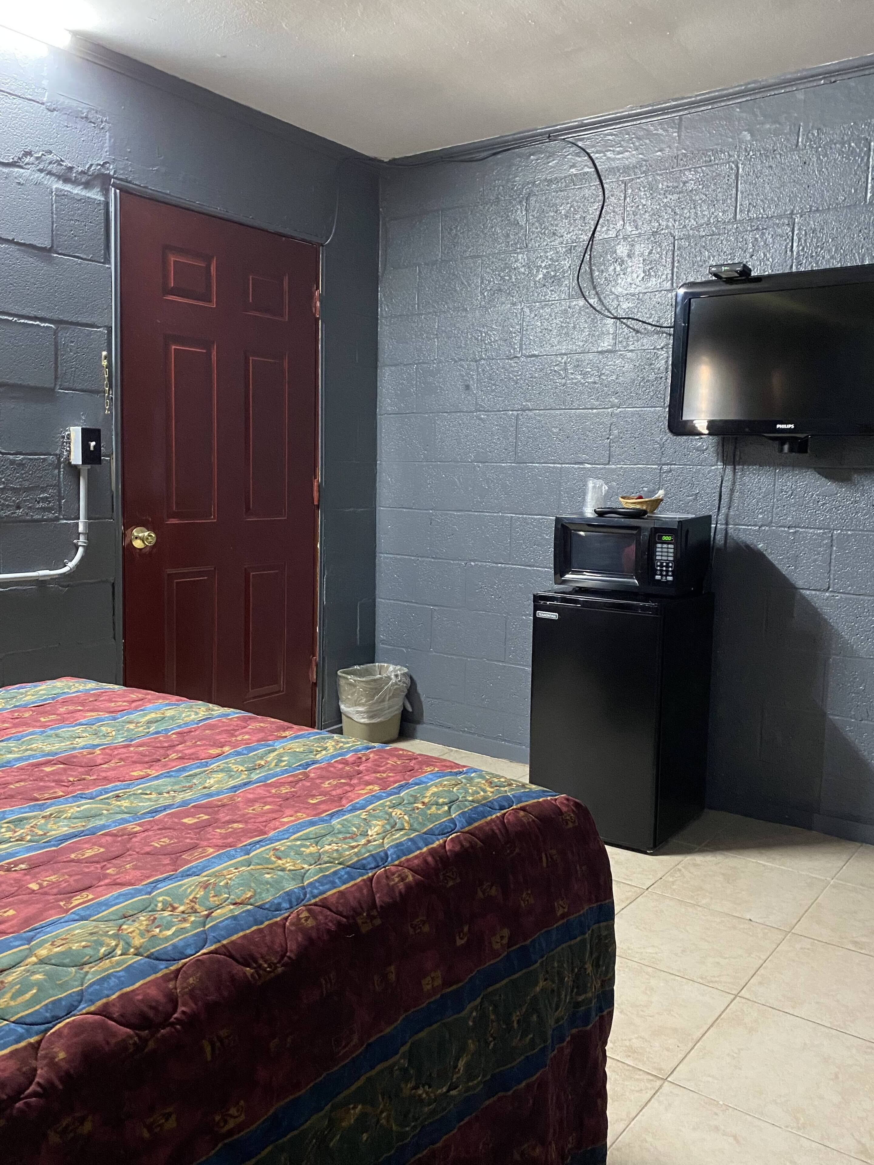 Budget Inn