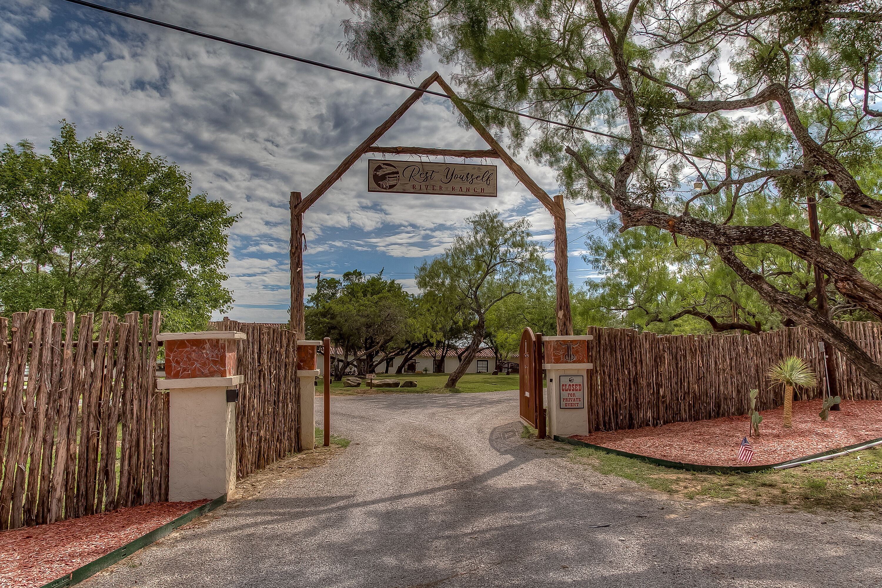 Rest Yourself River Ranch