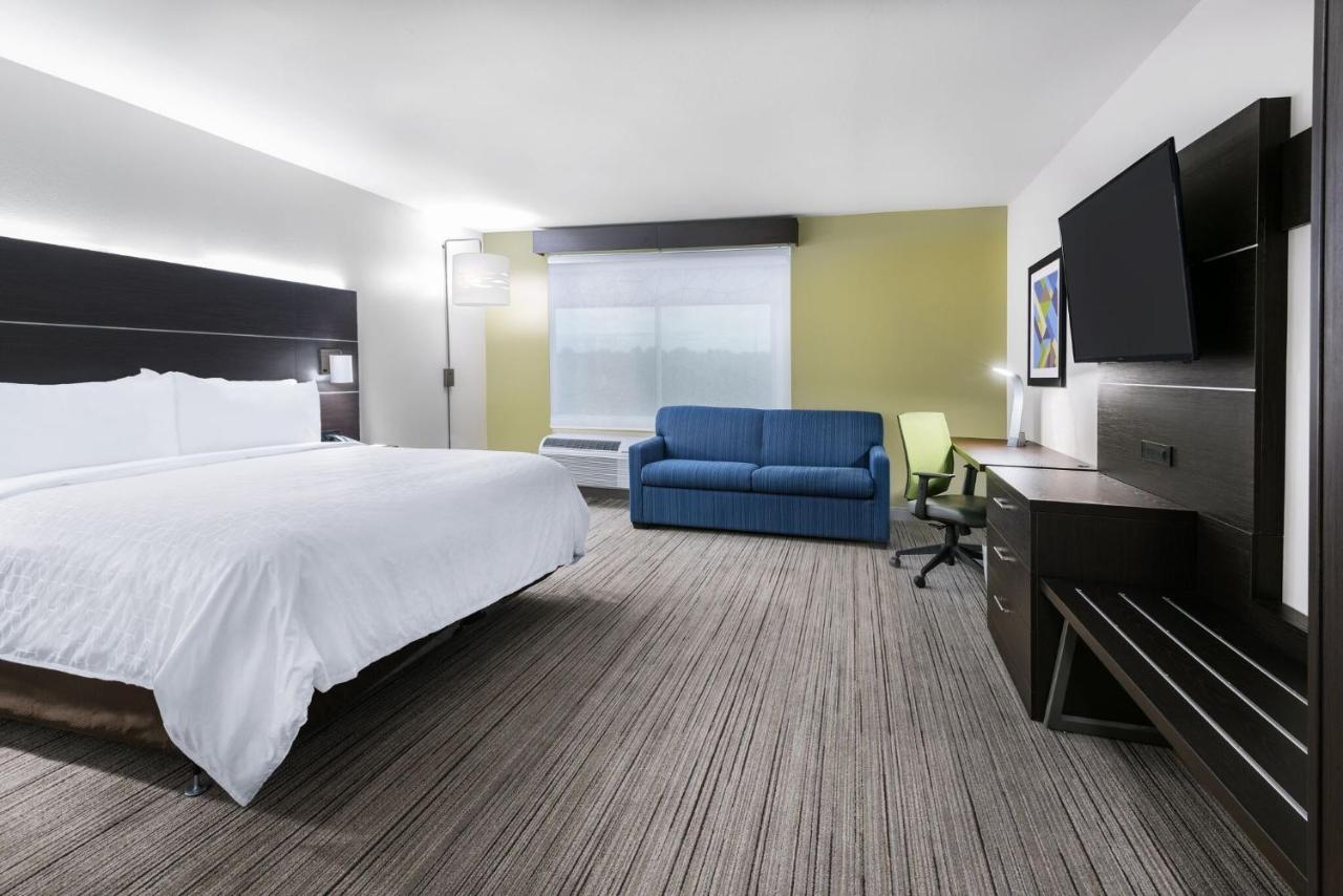 Holiday Inn Express & Suites Missouri City West