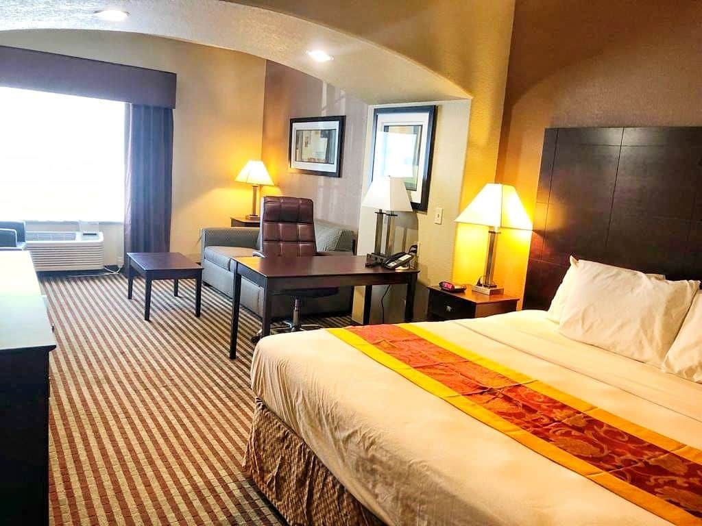 Spark by Hilton Missouri City