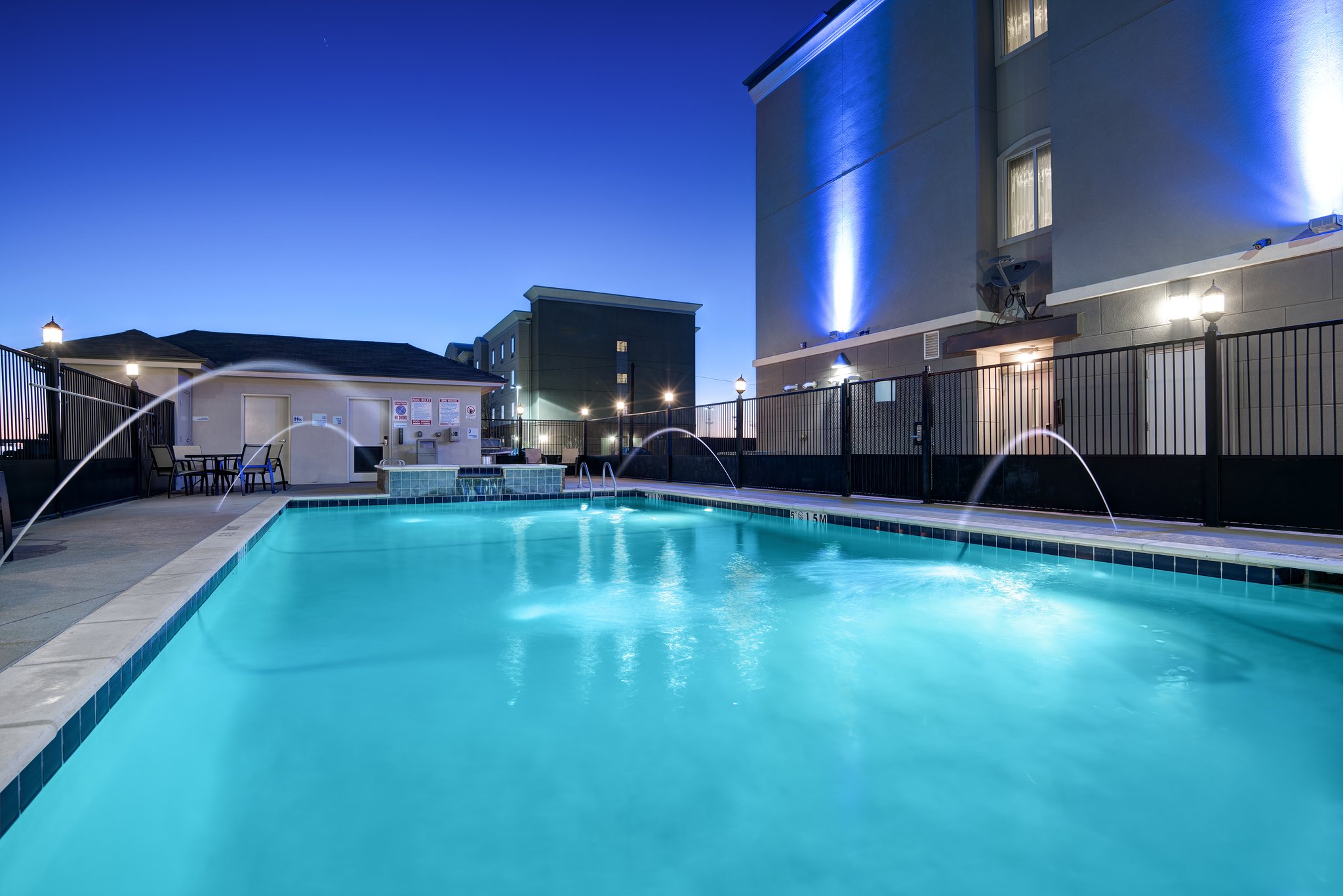 Holiday Inn Express & Suites Monahans I-20