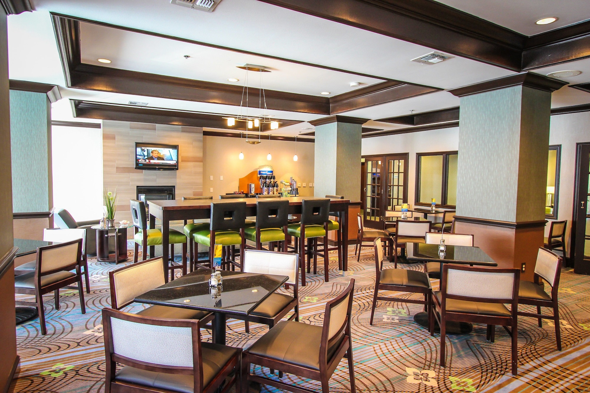 Holiday Inn Express Hotel & Suites Nacogdoches