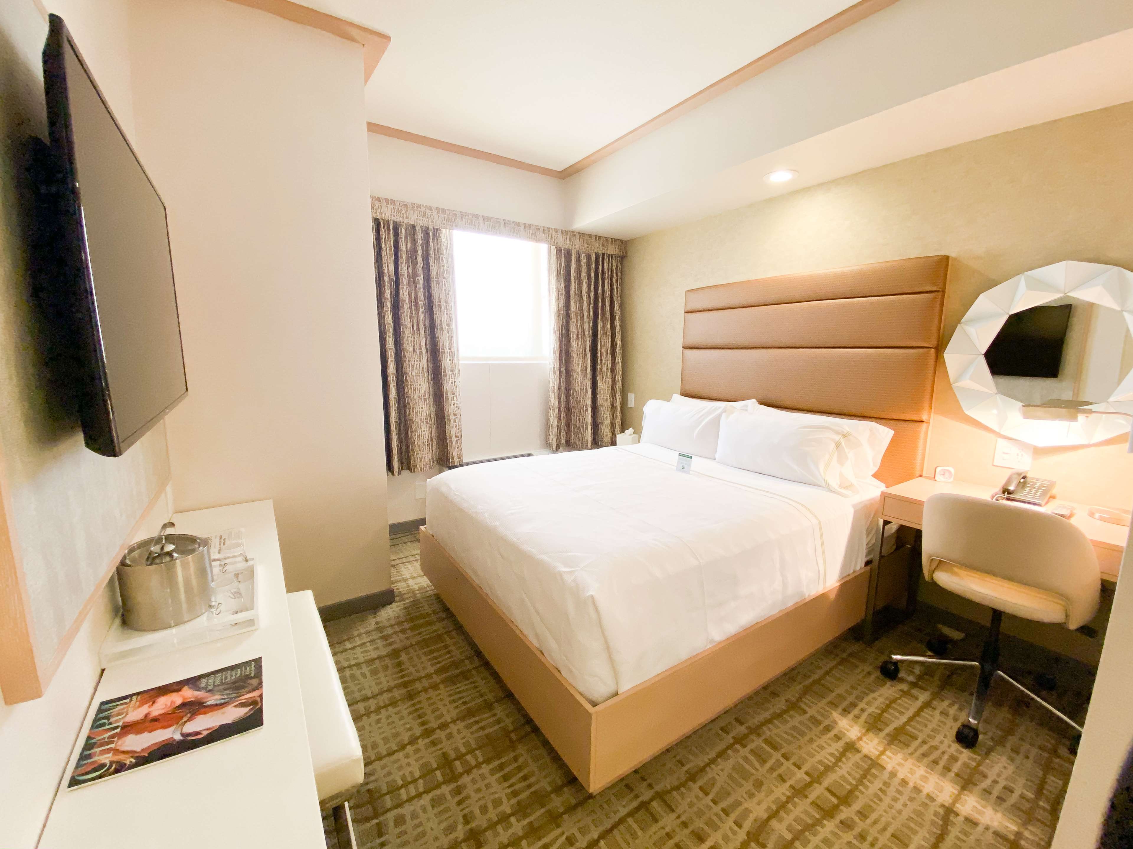 The Fredonia Hotel & Convention Center