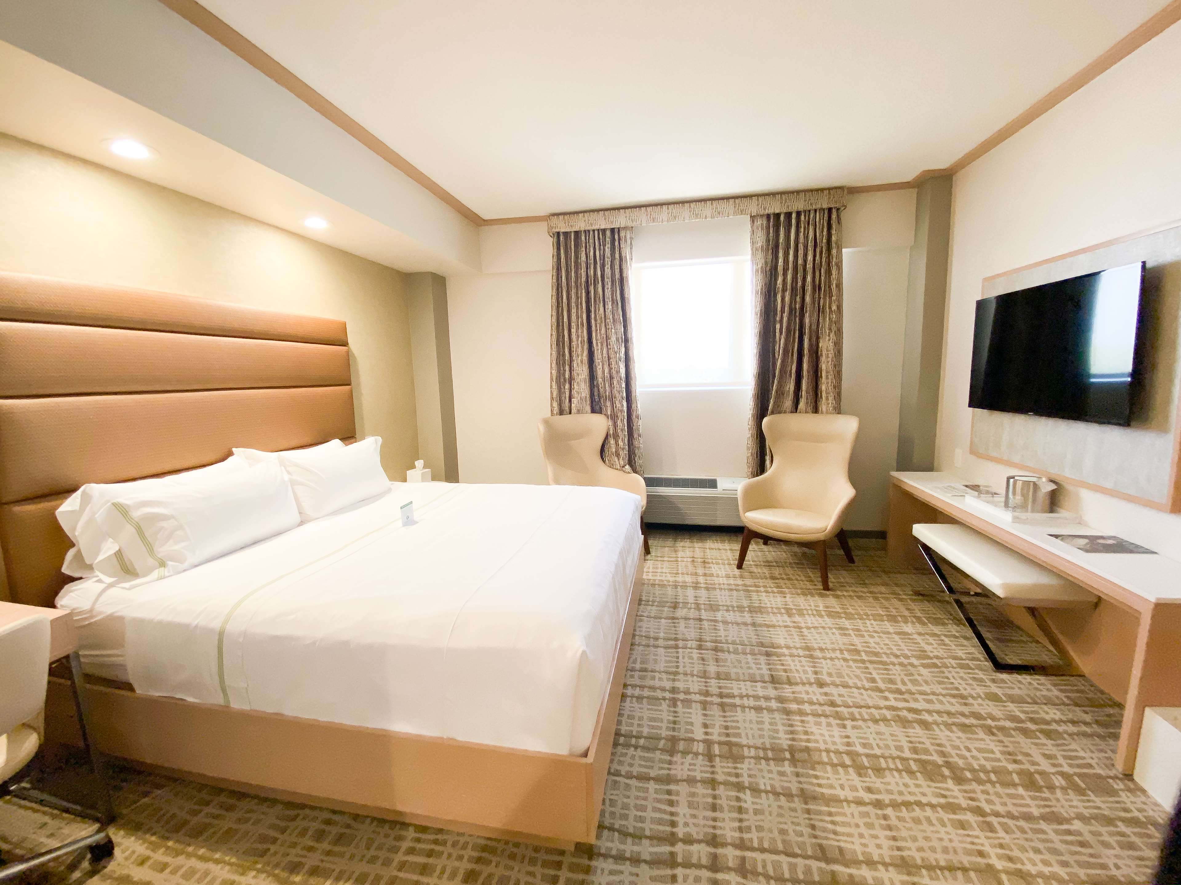 The Fredonia Hotel & Convention Center