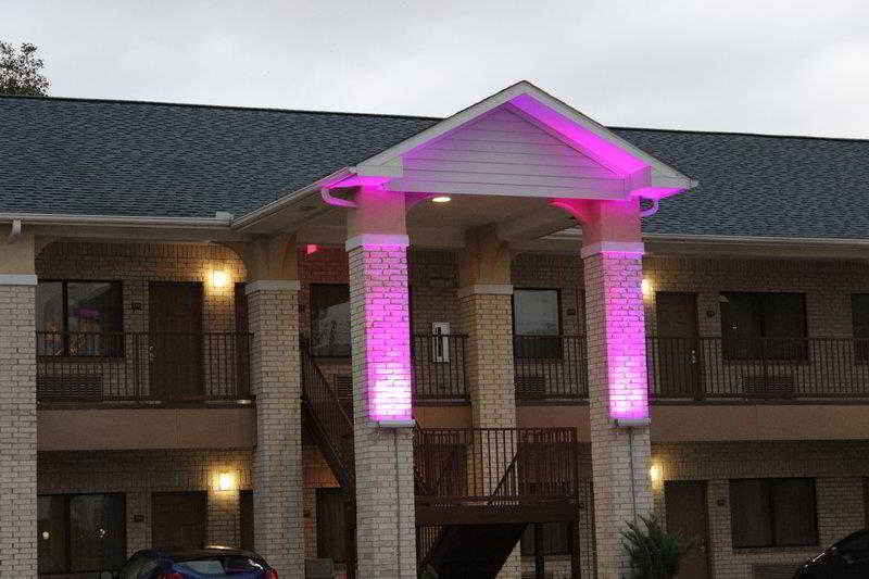 Days Inn by Wyndham Navasota