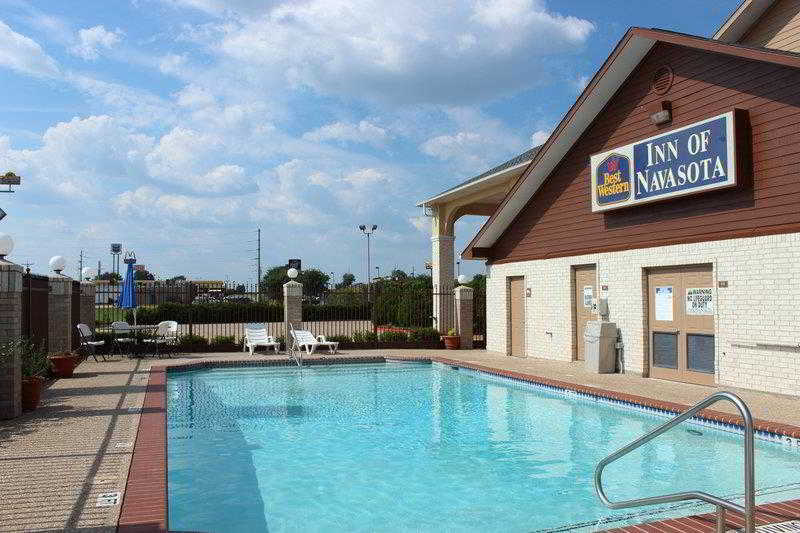 Days Inn by Wyndham Navasota