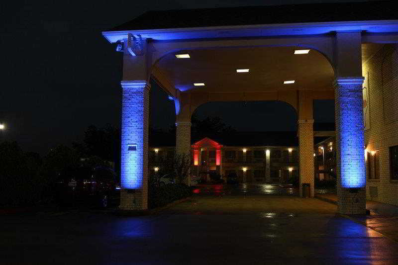 Days Inn by Wyndham Navasota