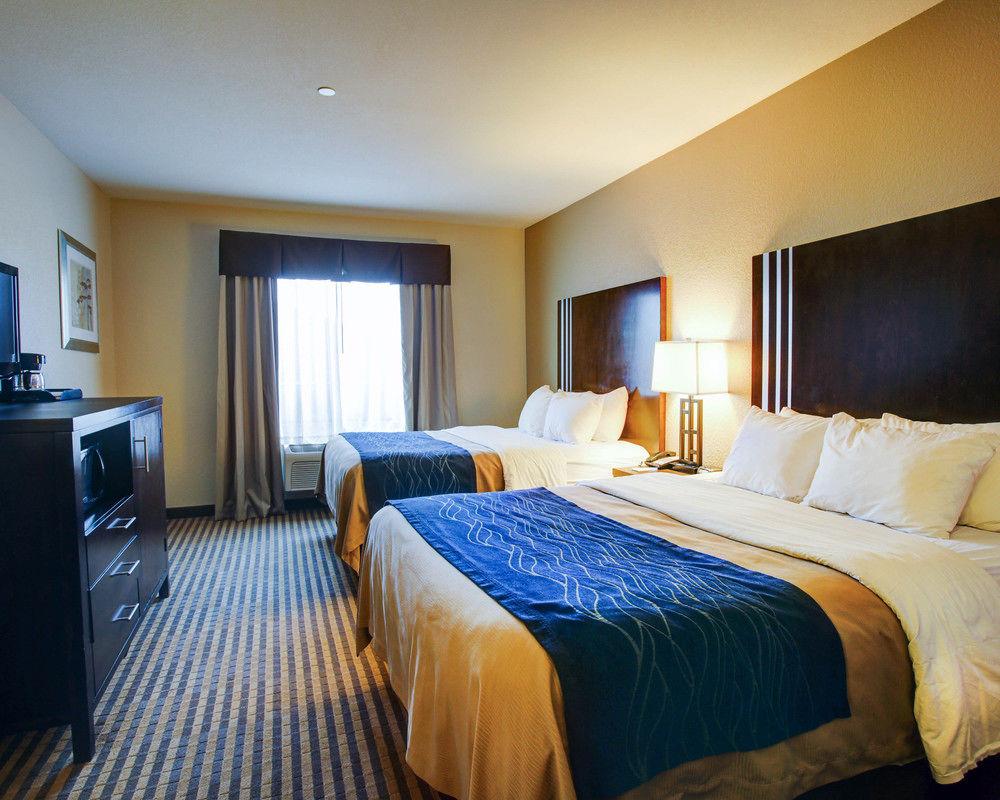 Comfort Inn & Suites