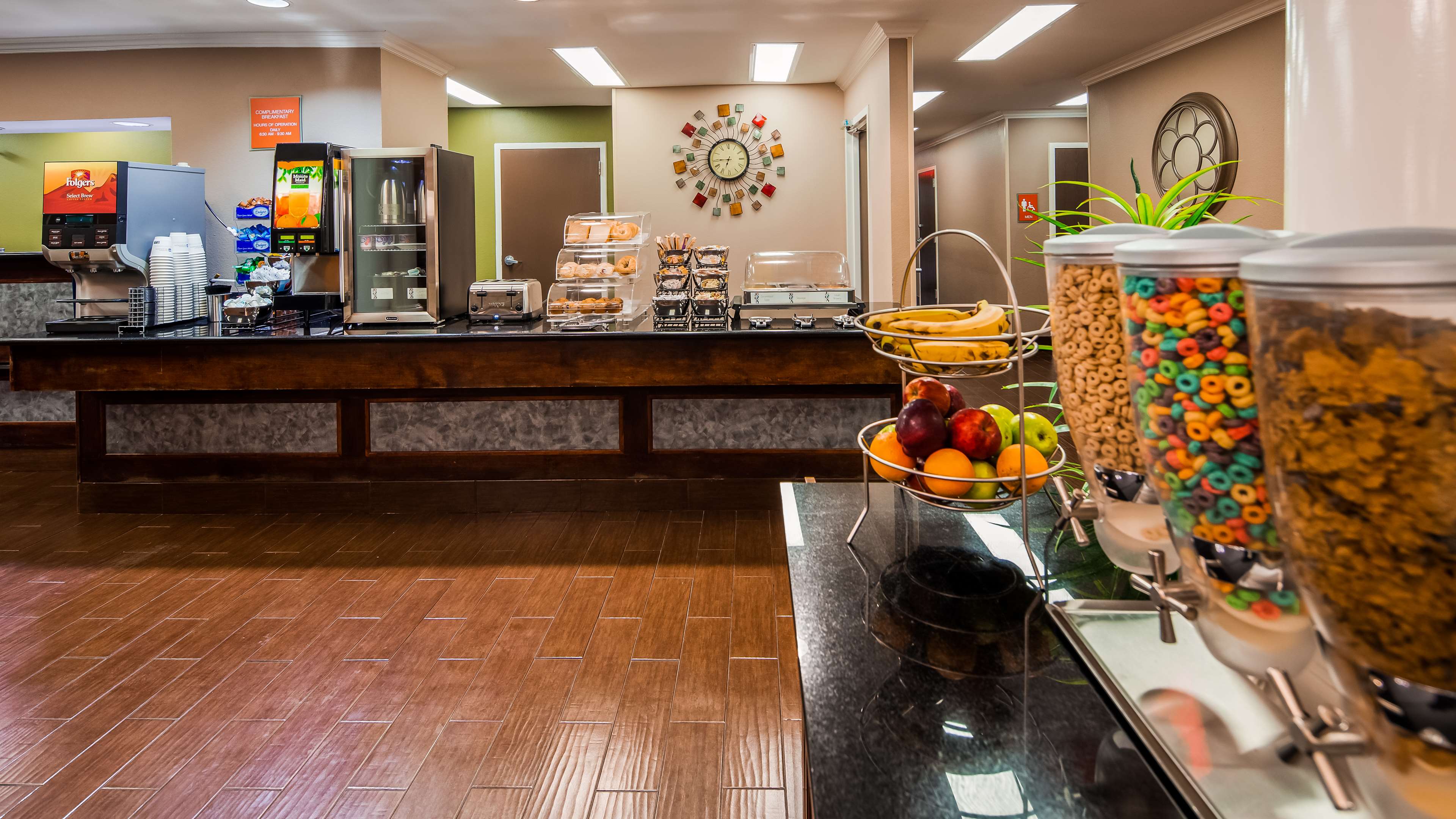 Best Western Inn & Suites