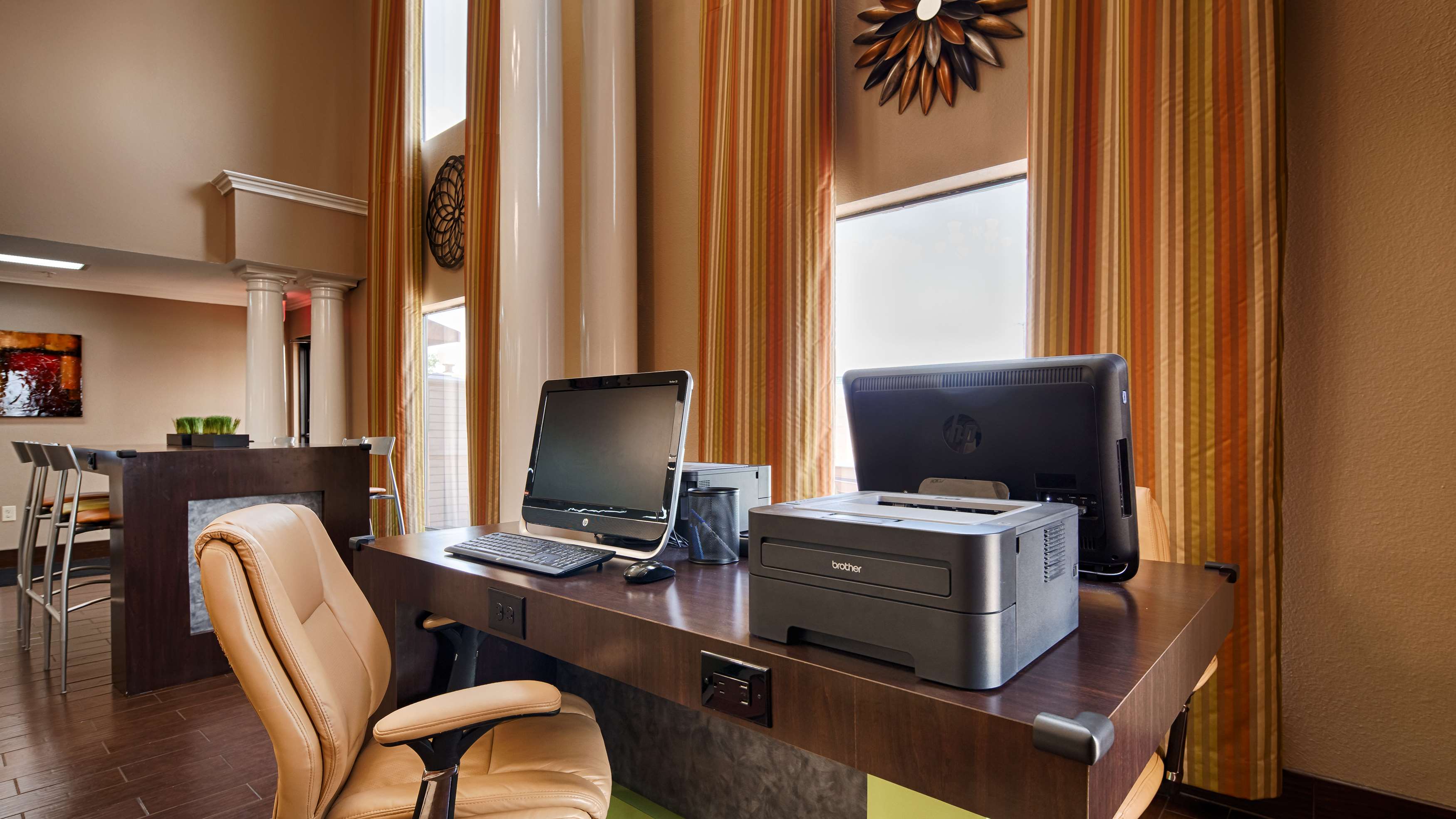 Best Western Inn & Suites