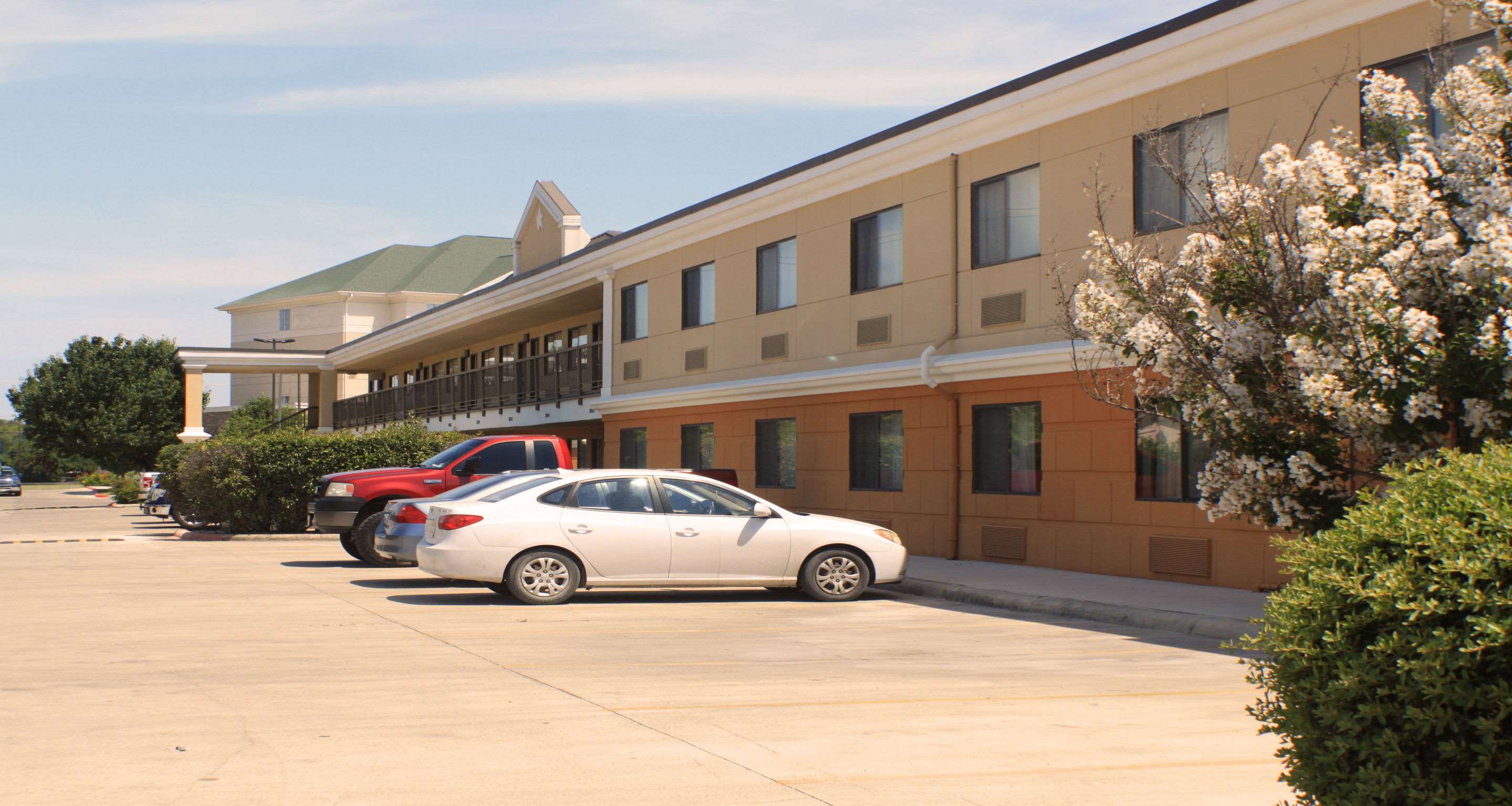 Best Western Inn & Suites