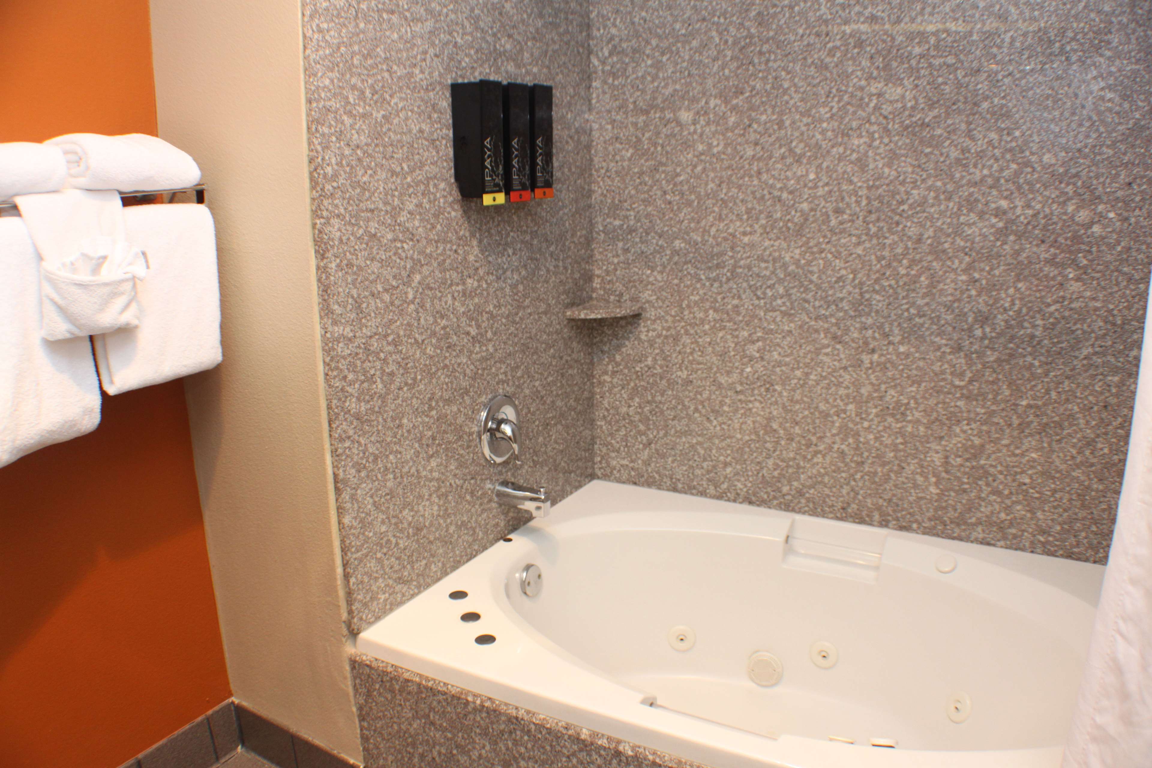 Best Western Inn & Suites