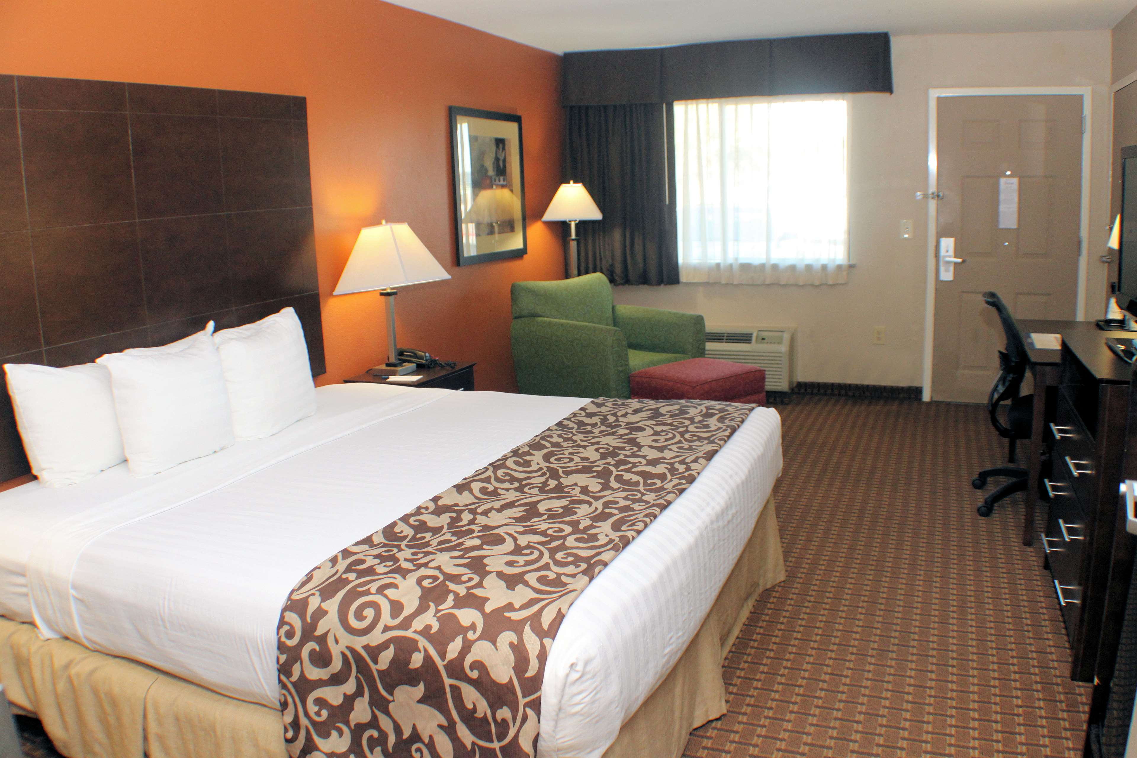 Best Western Inn & Suites