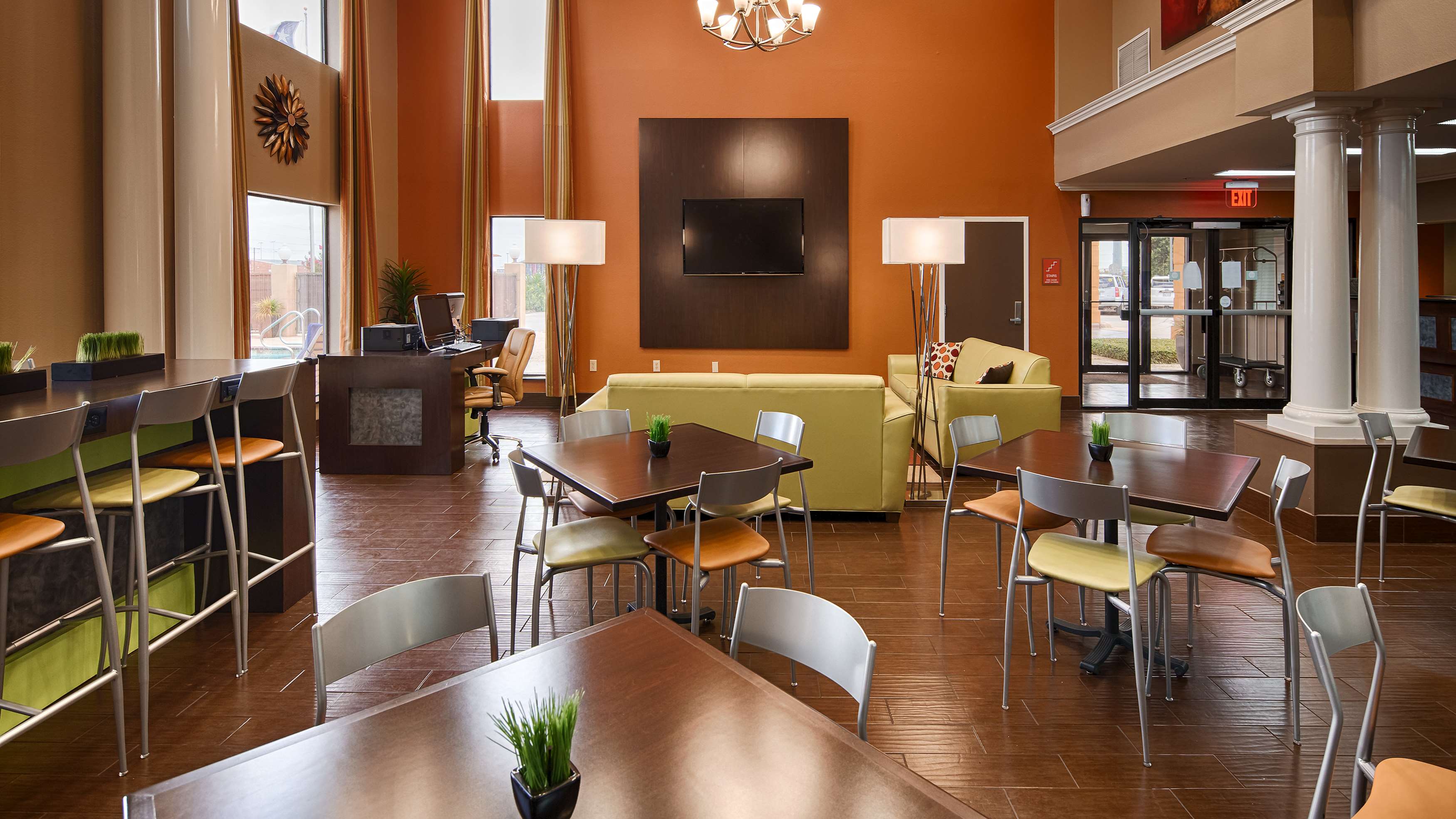 Best Western Inn & Suites