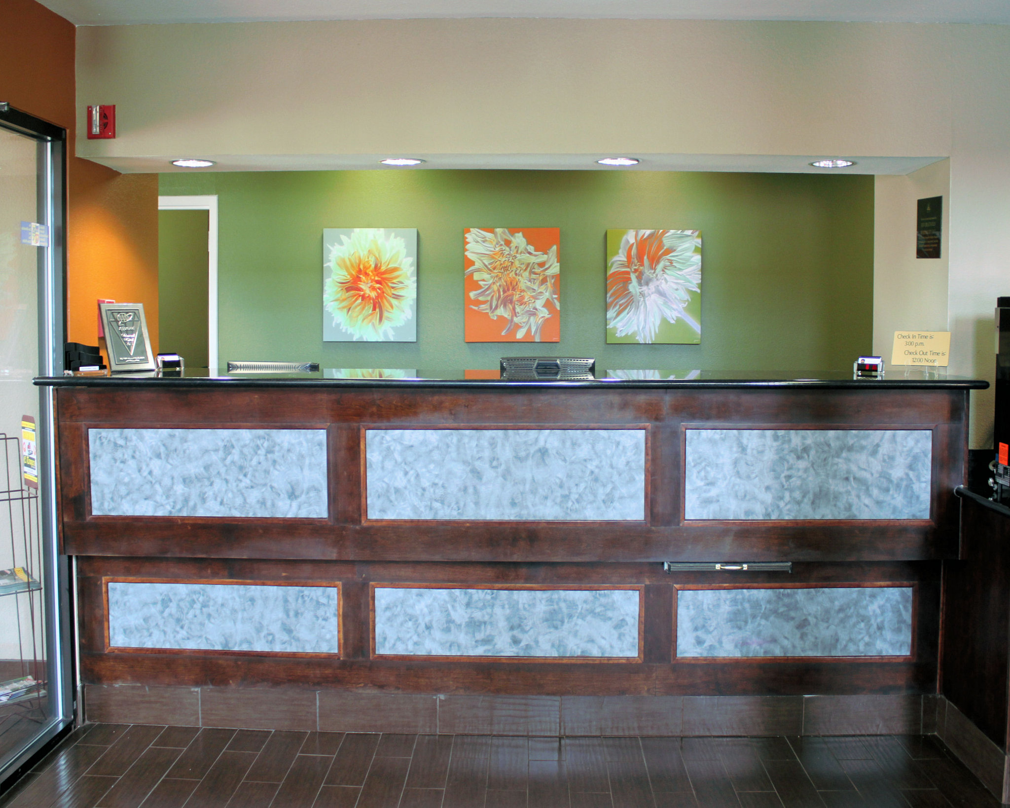 Best Western Inn & Suites