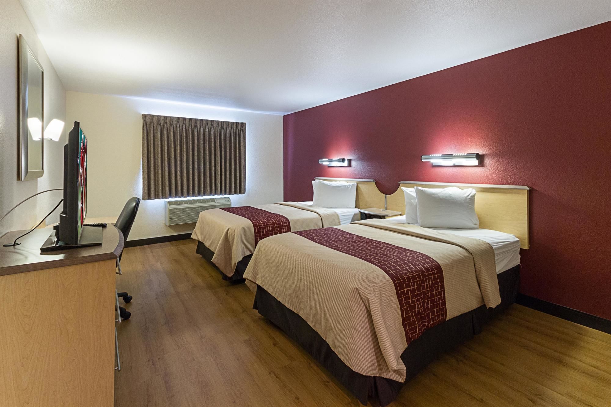Super 8 by Wyndham New Braunfels I-35
