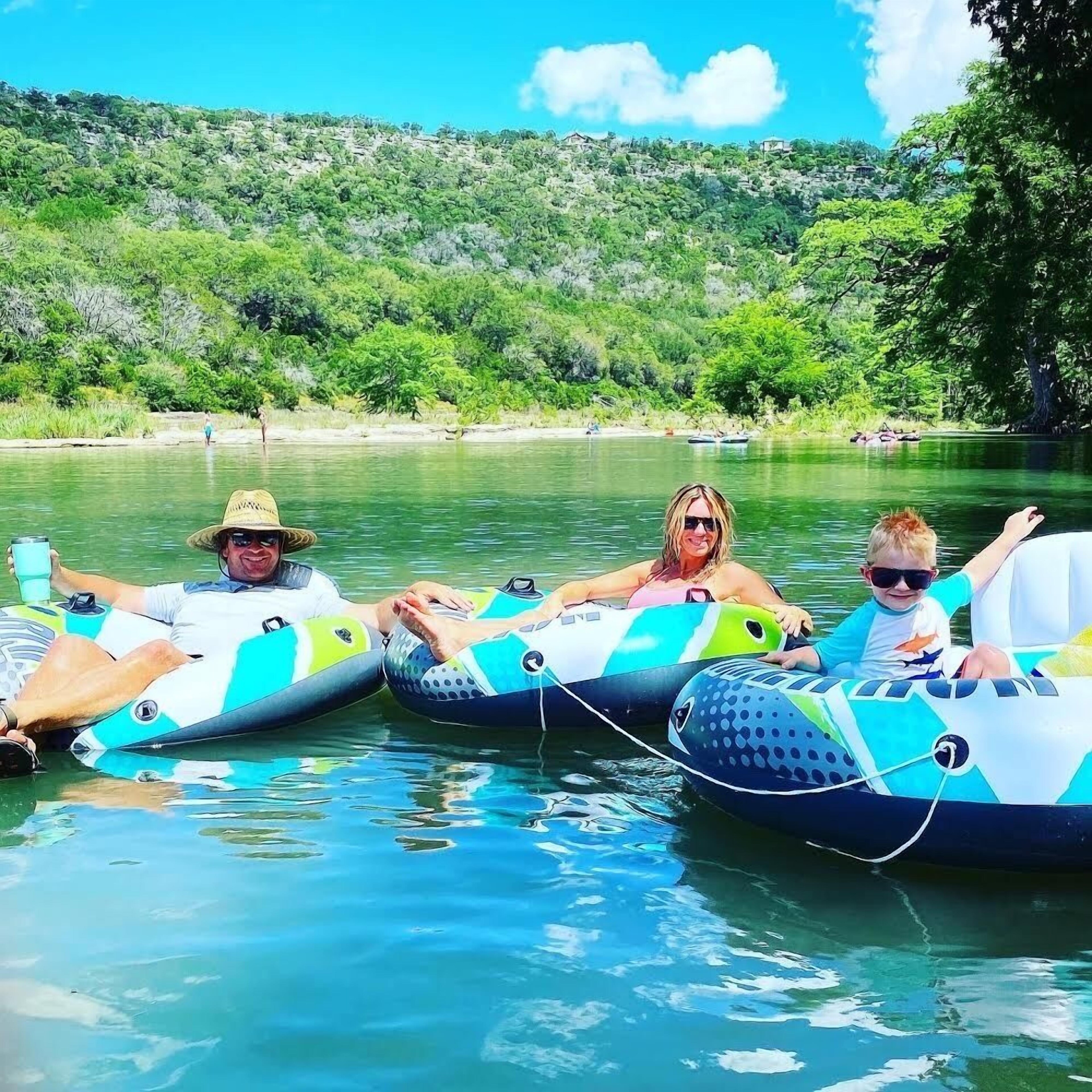Son's Guadalupe Glamping