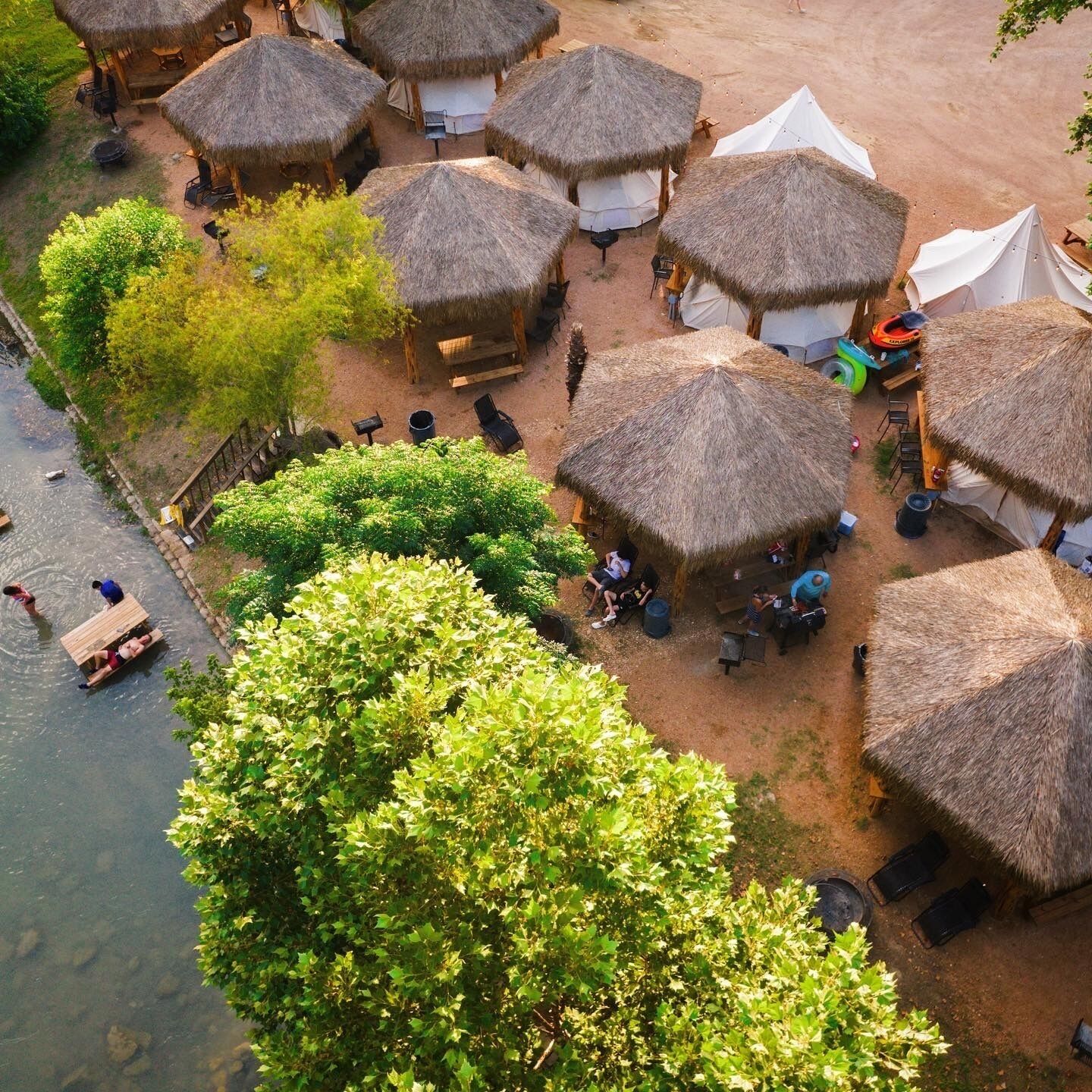 Son's Guadalupe Glamping