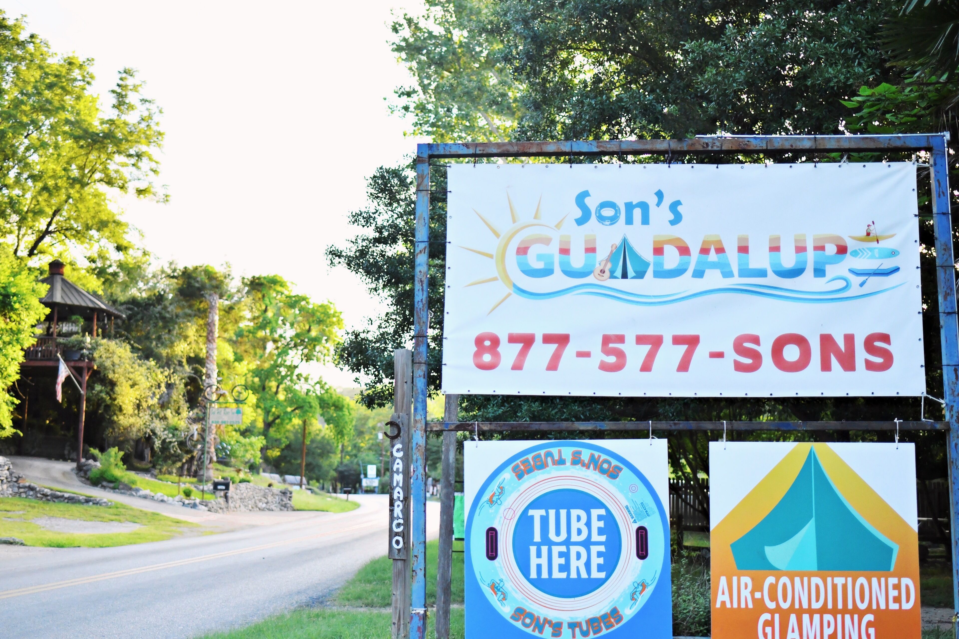 Son's Guadalupe Glamping