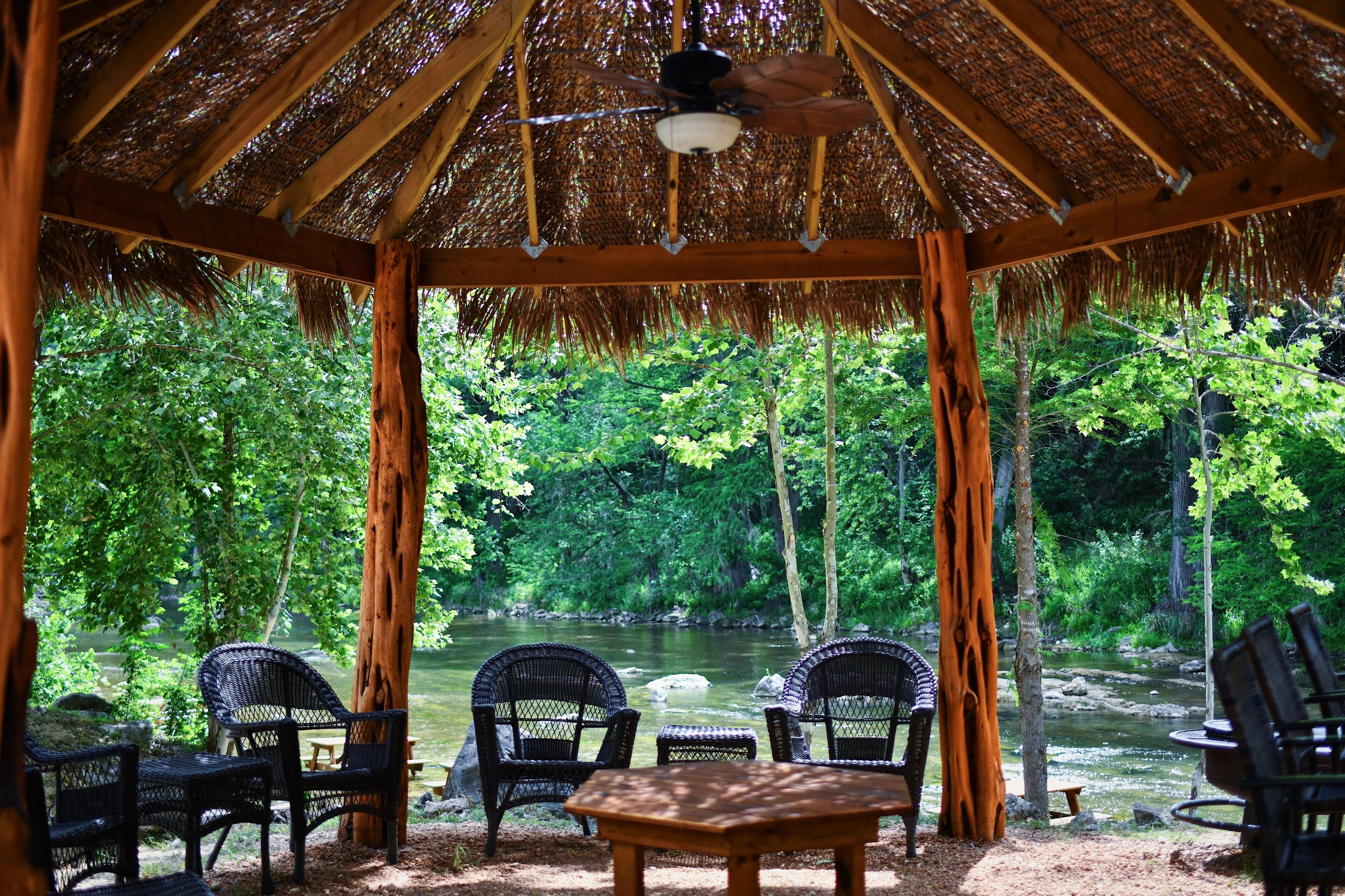 Son's Guadalupe Glamping